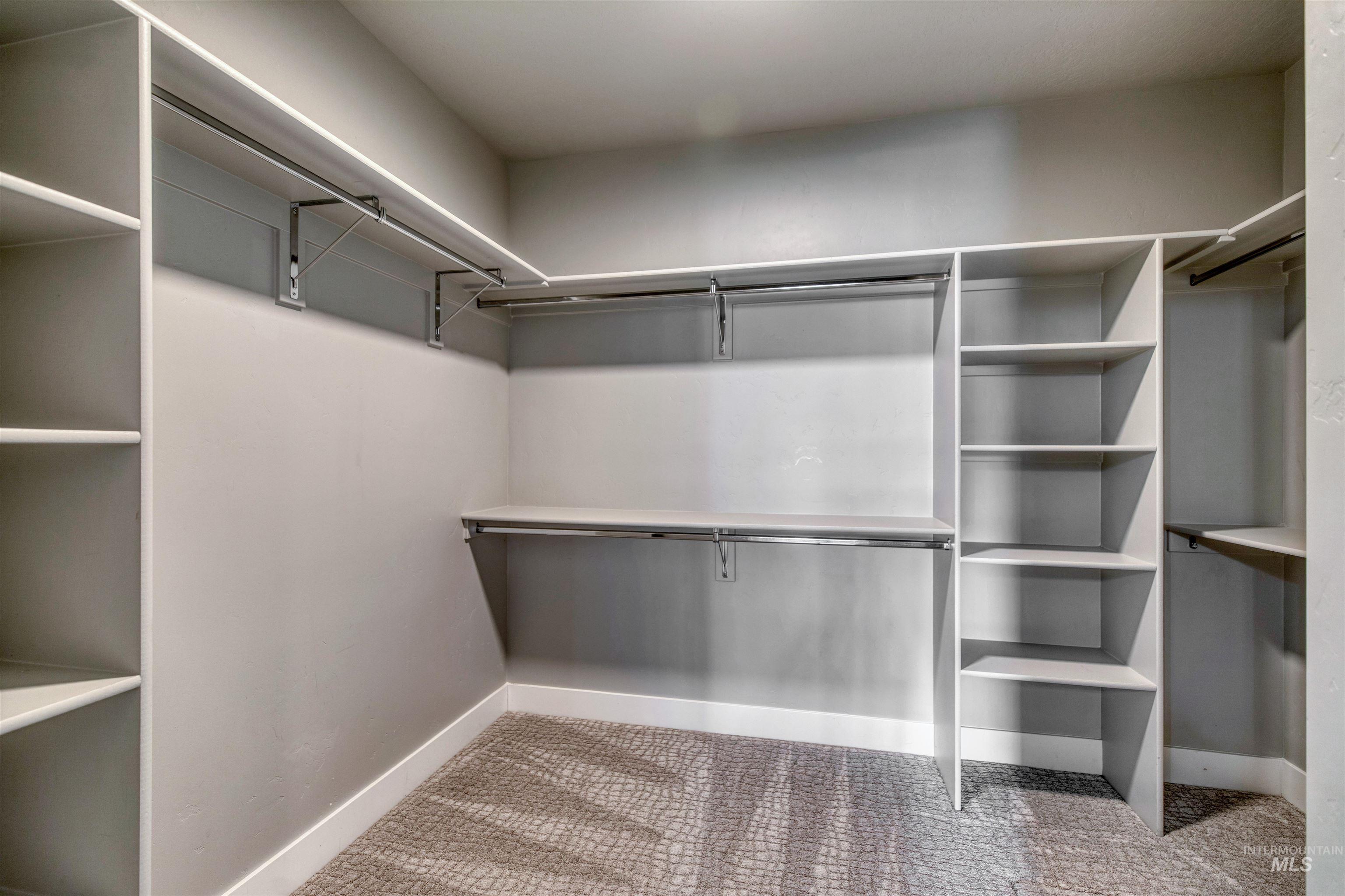 6603 W Hammermill Dr, Boise, Idaho 83714, 3 Bedrooms, 2 Bathrooms, Residential For Sale, Price $684,000,MLS 98975374