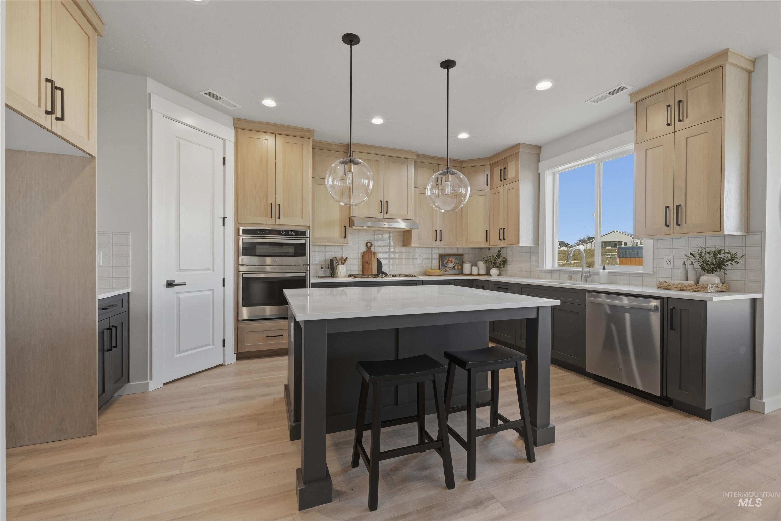 474 W Millstone St, Middleton, Idaho 83644, 5 Bedrooms, 2.5 Bathrooms, Residential For Sale, Price $699,900,MLS 98975376