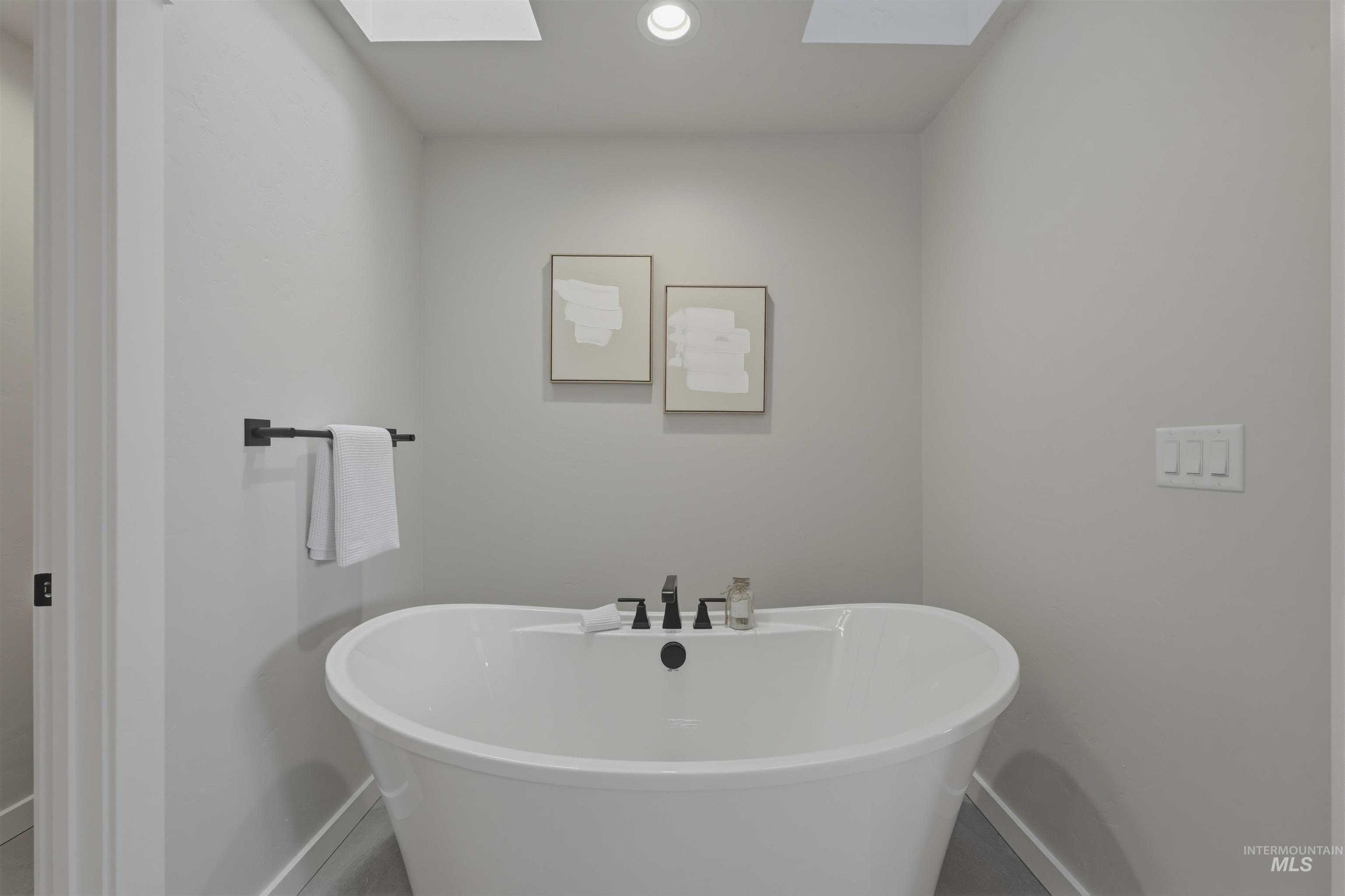 474 W Millstone St, Middleton, Idaho 83644, 5 Bedrooms, 2.5 Bathrooms, Residential For Sale, Price $699,900,MLS 98975376