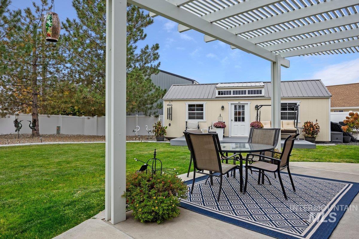 966 Milner Street, Buhl, Idaho 83316, 3 Bedrooms, 2 Bathrooms, Residential For Sale, Price $379,000,MLS 98975377