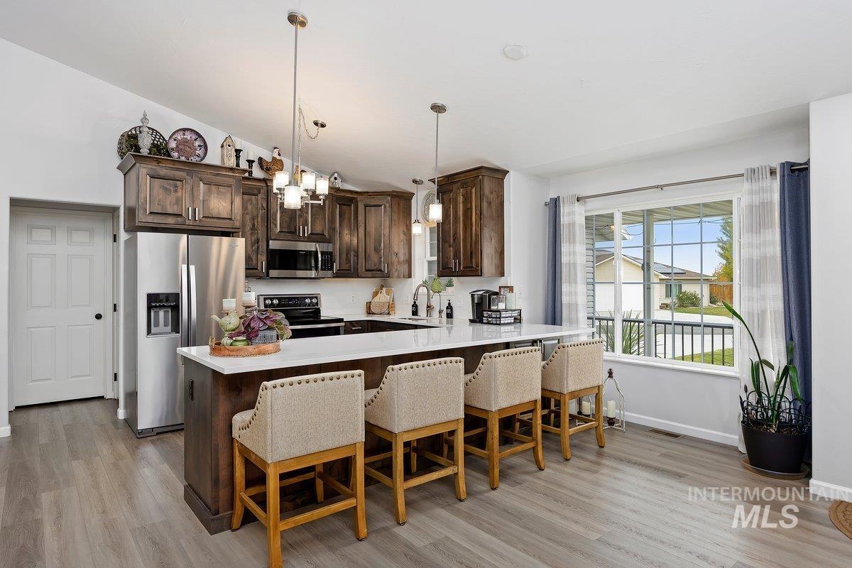 966 Milner Street, Buhl, Idaho 83316, 3 Bedrooms, 2 Bathrooms, Residential For Sale, Price $379,000,MLS 98975377