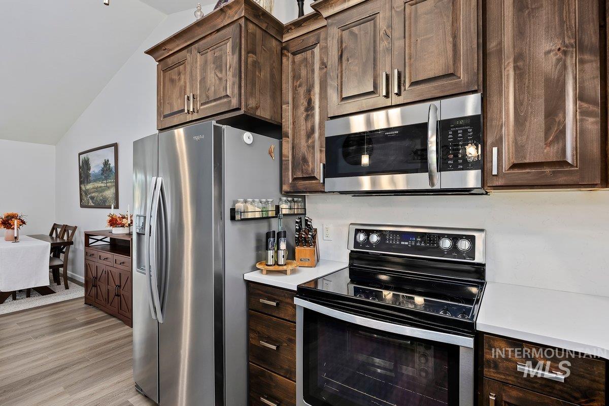 966 Milner Street, Buhl, Idaho 83316, 3 Bedrooms, 2 Bathrooms, Residential For Sale, Price $379,000,MLS 98975377