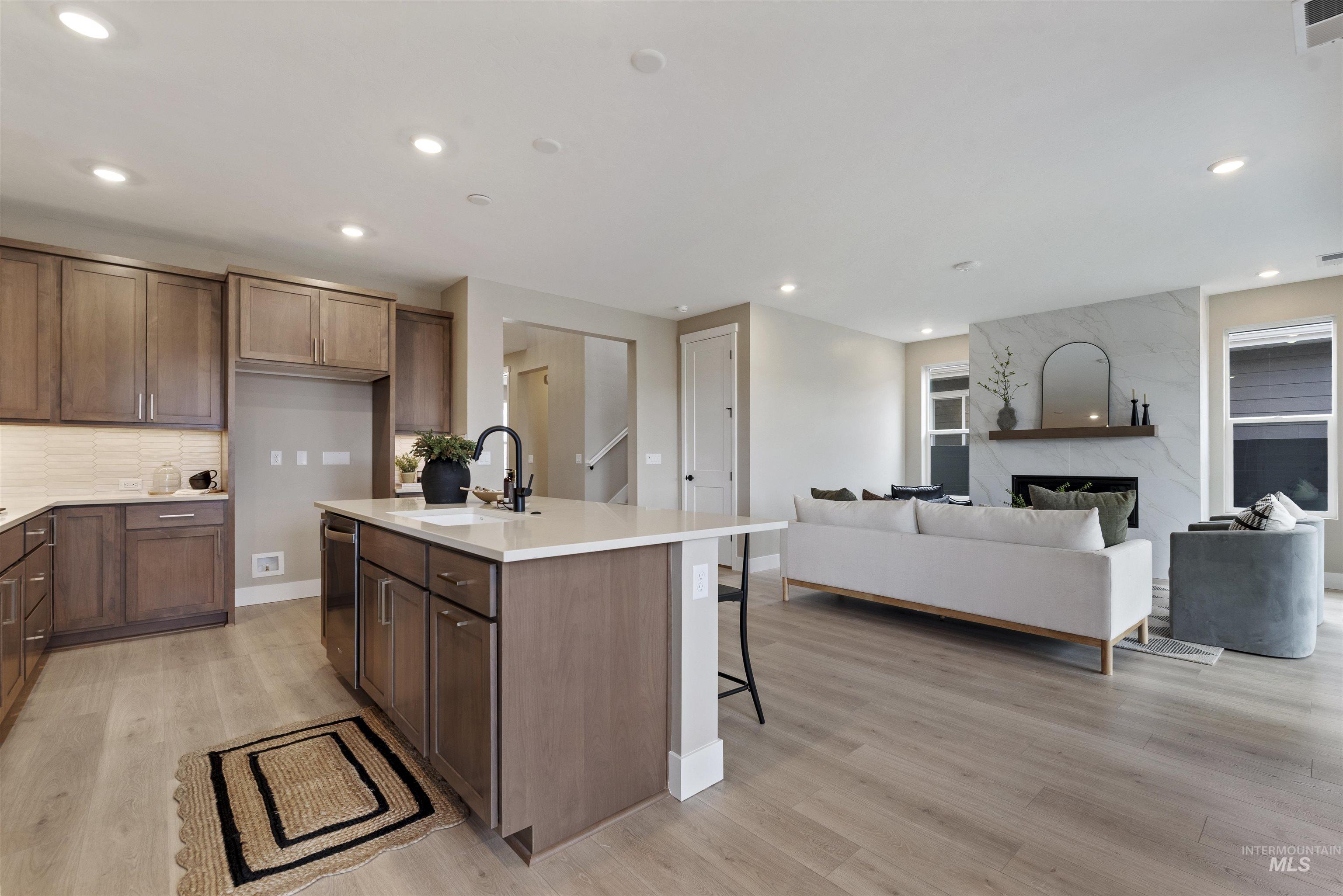 5796 W Oxton St, Eagle, Idaho 83616-1386, 3 Bedrooms, 3.5 Bathrooms, Residential For Sale, Price $743,980,MLS 98975380