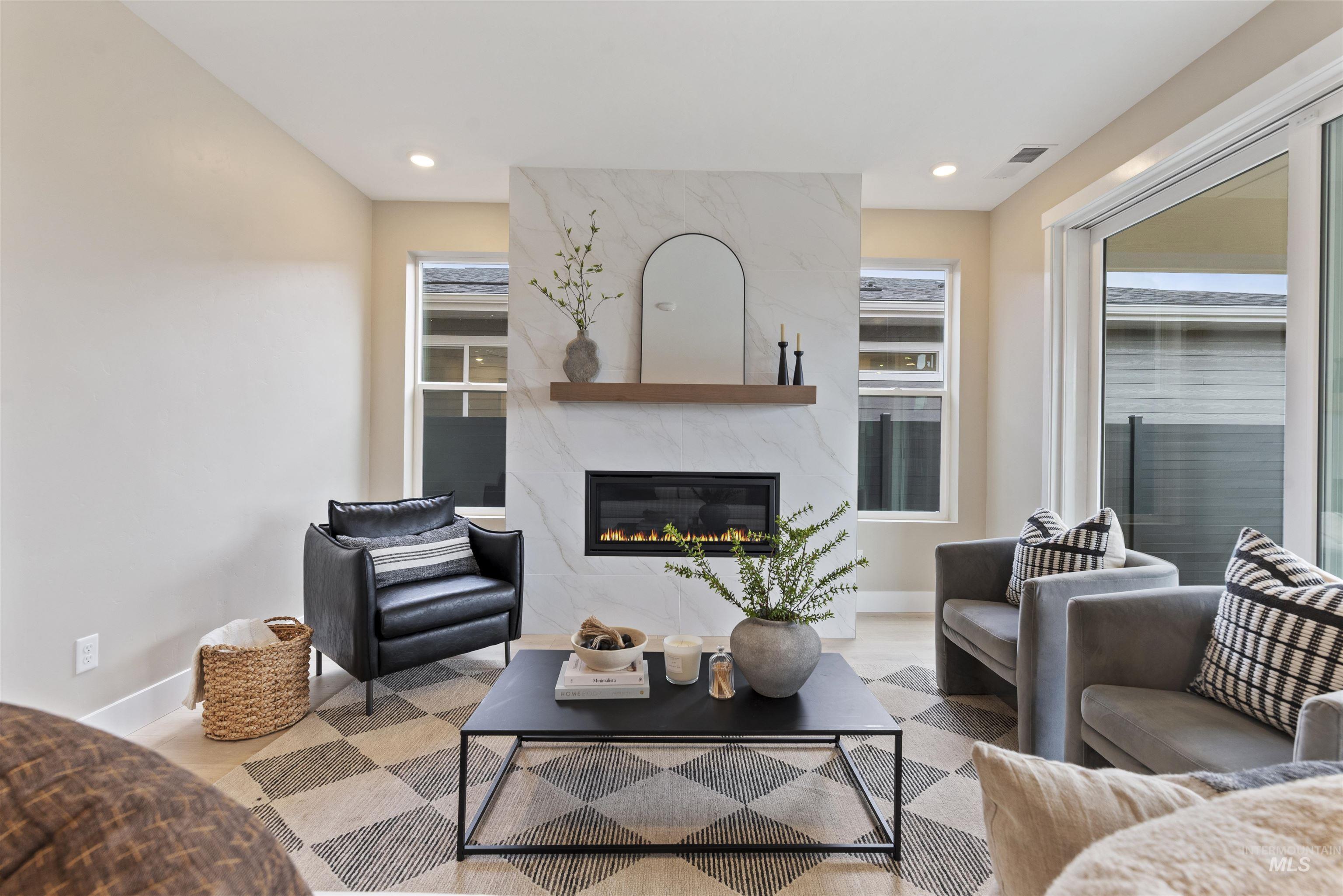 5796 W Oxton St, Eagle, Idaho 83616-1386, 3 Bedrooms, 3.5 Bathrooms, Residential For Sale, Price $743,980,MLS 98975380