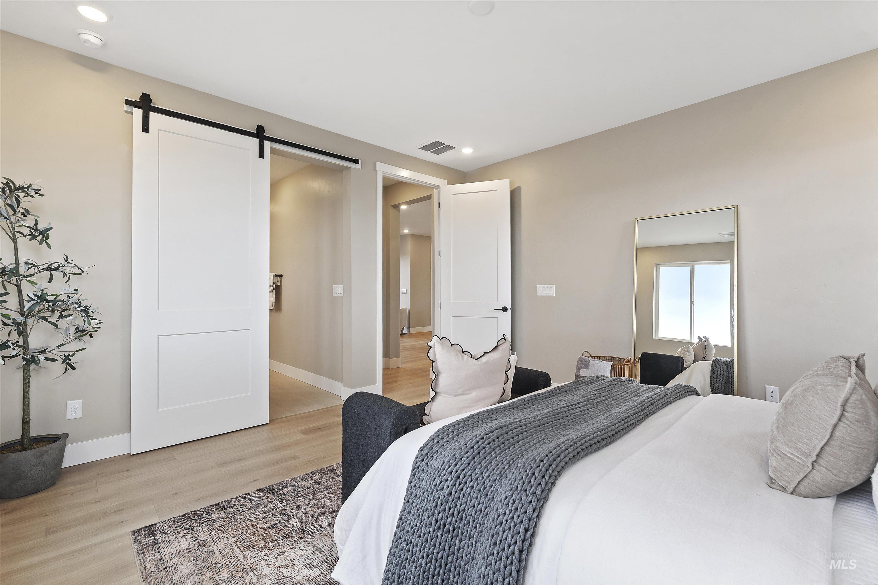 5796 W Oxton St, Eagle, Idaho 83616-1386, 3 Bedrooms, 3.5 Bathrooms, Residential For Sale, Price $743,980,MLS 98975380