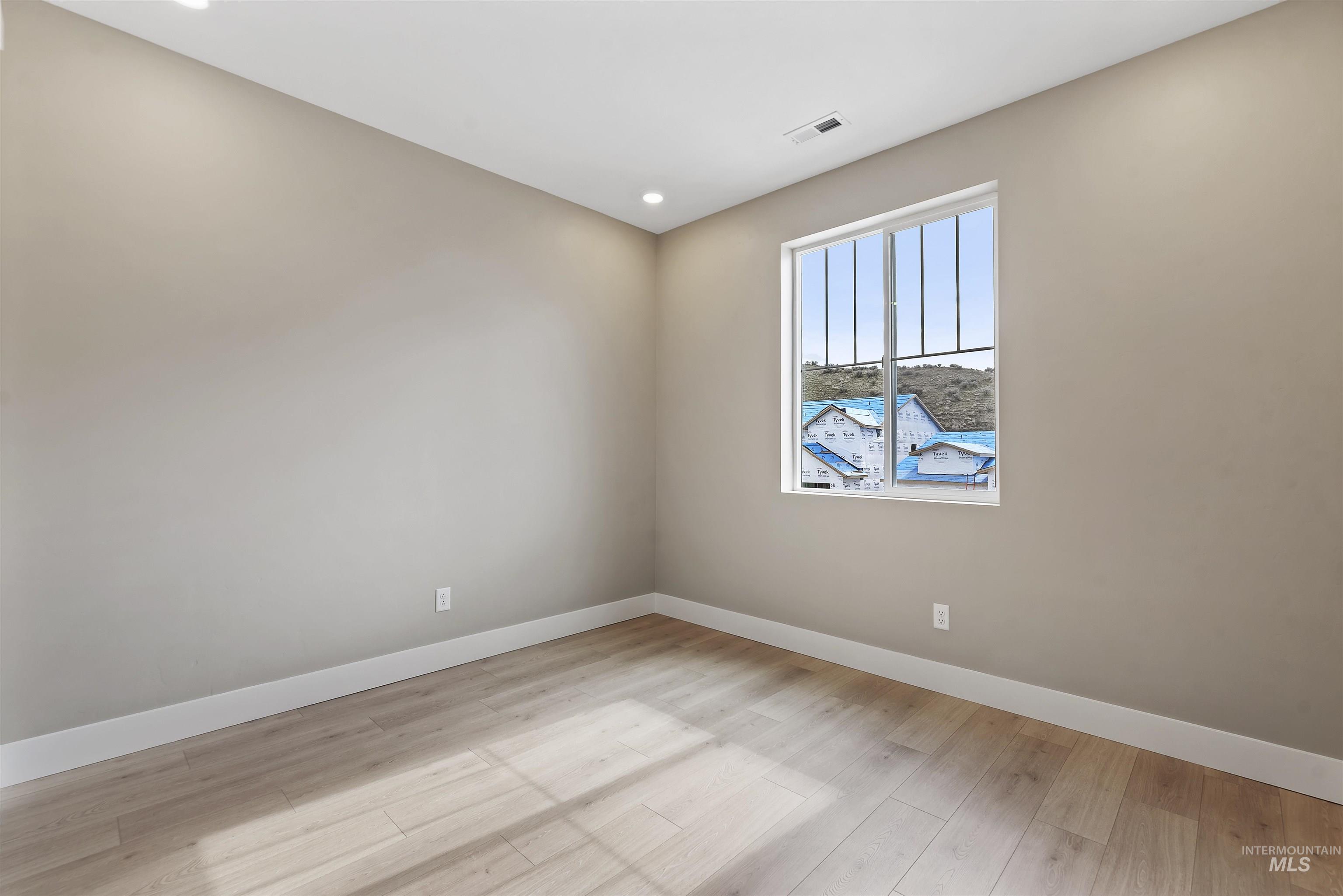 5796 W Oxton St, Eagle, Idaho 83616-1386, 3 Bedrooms, 3.5 Bathrooms, Residential For Sale, Price $743,980,MLS 98975380