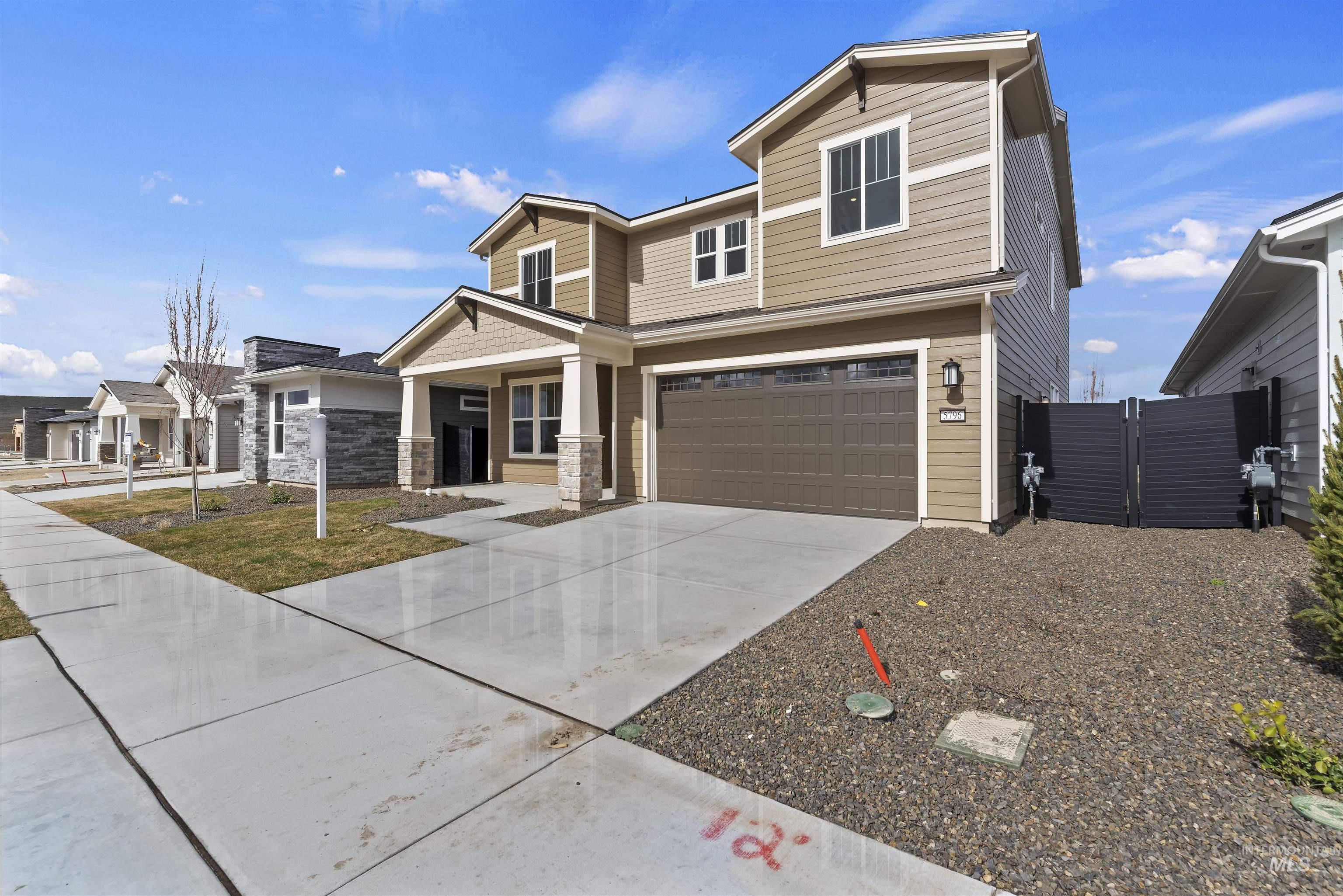 5796 W Oxton St, Eagle, Idaho 83616-1386, 3 Bedrooms, 3.5 Bathrooms, Residential For Sale, Price $743,980,MLS 98975380