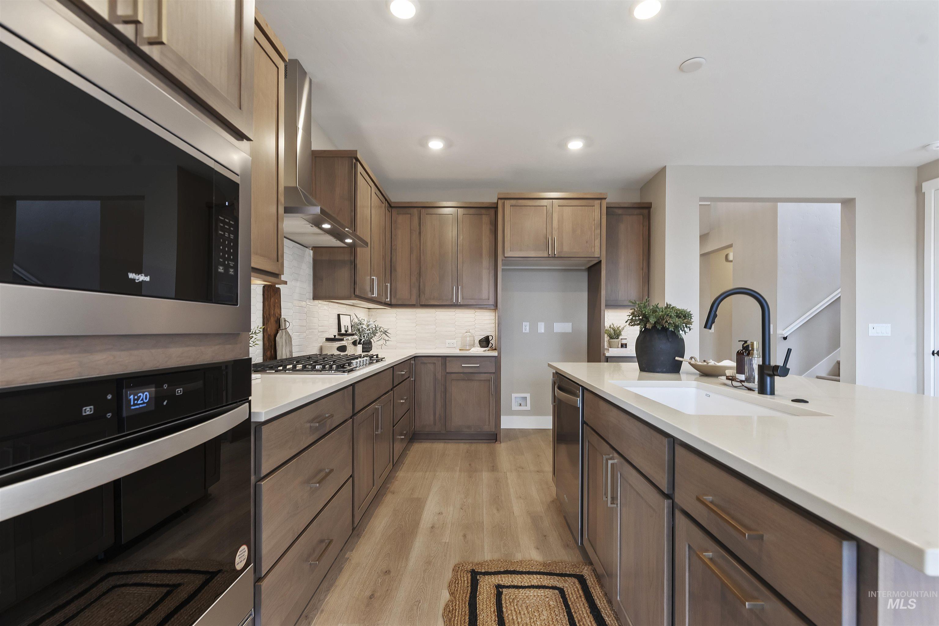 5796 W Oxton St, Eagle, Idaho 83616-1386, 3 Bedrooms, 3.5 Bathrooms, Residential For Sale, Price $743,980,MLS 98975380