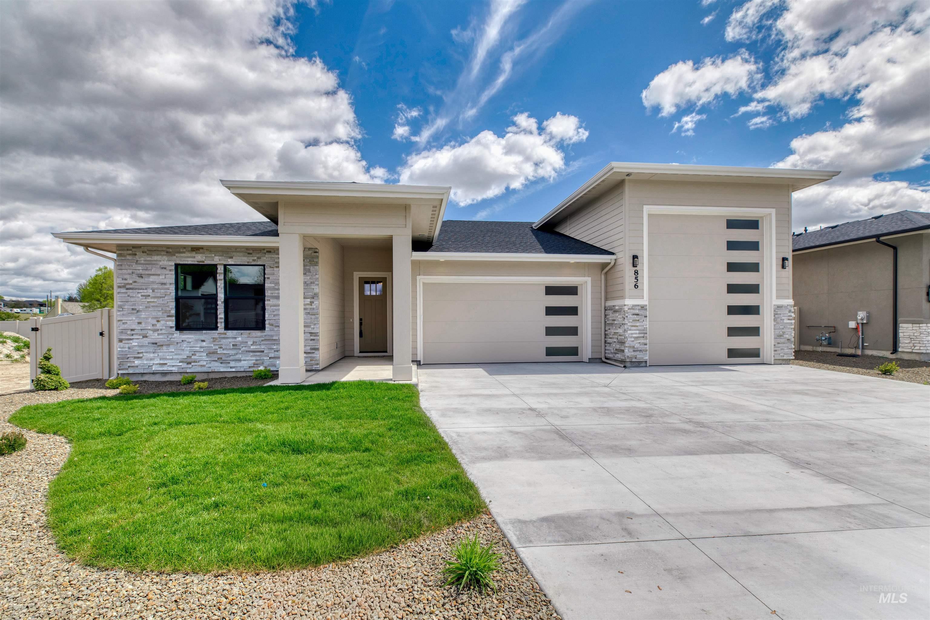 856 N Nolina Ave, Eagle, Idaho 83616, 3 Bedrooms, 2.5 Bathrooms, Residential For Sale, Price $994,900,MLS 98975382