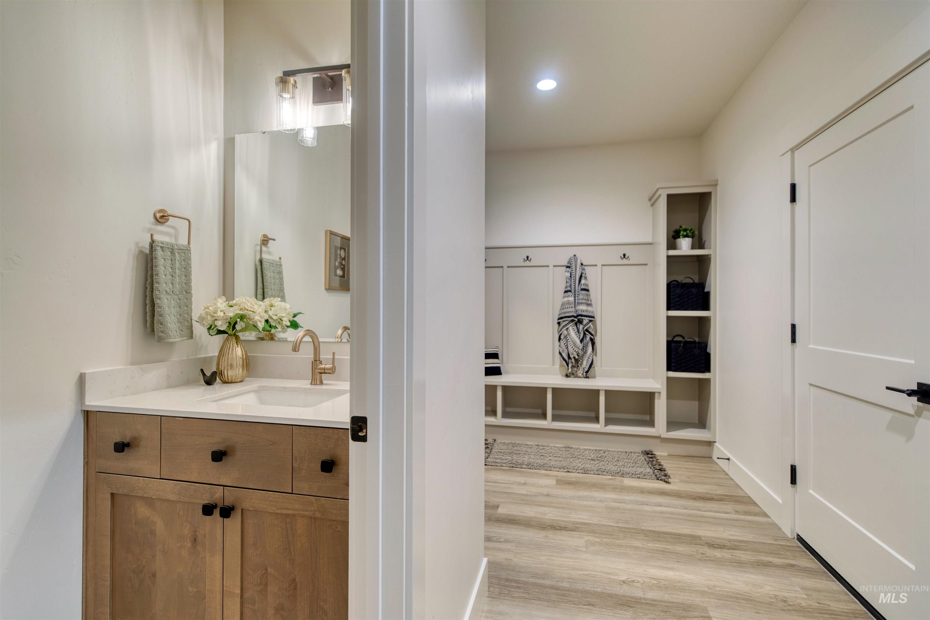 856 N Nolina Ave, Eagle, Idaho 83616, 3 Bedrooms, 2.5 Bathrooms, Residential For Sale, Price $994,900,MLS 98975382