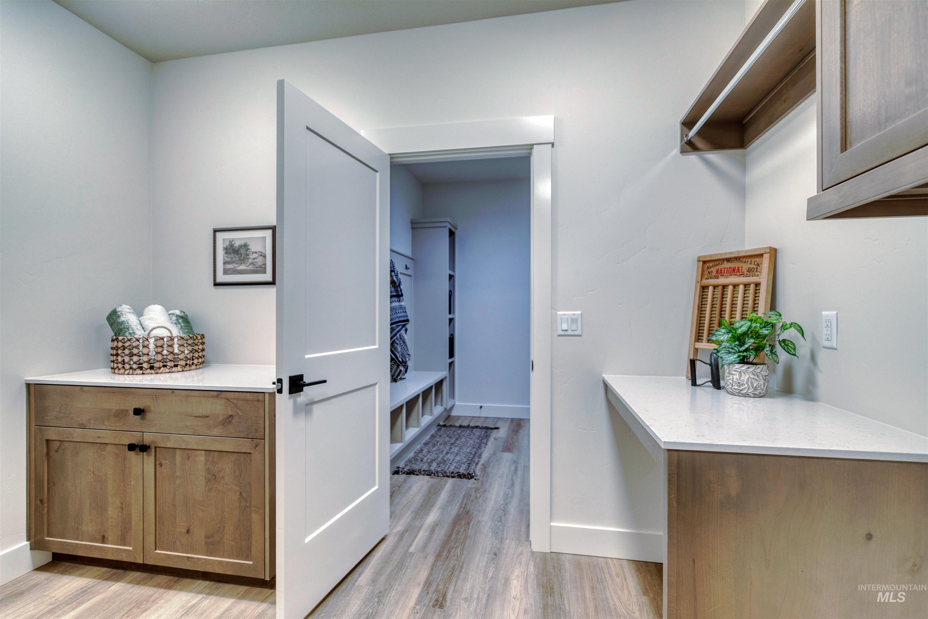 856 N Nolina Ave, Eagle, Idaho 83616, 3 Bedrooms, 2.5 Bathrooms, Residential For Sale, Price $994,900,MLS 98975382