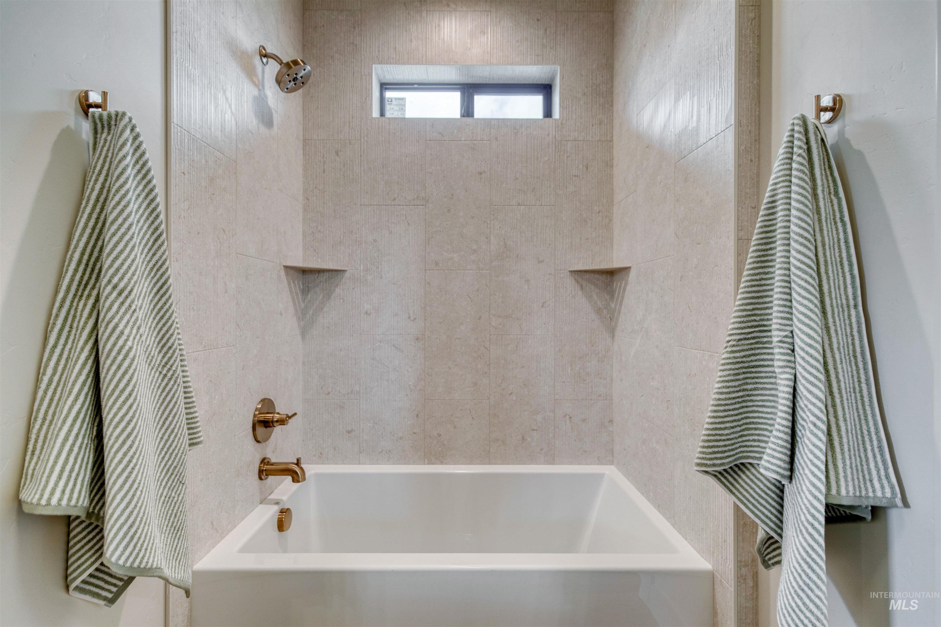 856 N Nolina Ave, Eagle, Idaho 83616, 3 Bedrooms, 2.5 Bathrooms, Residential For Sale, Price $994,900,MLS 98975382