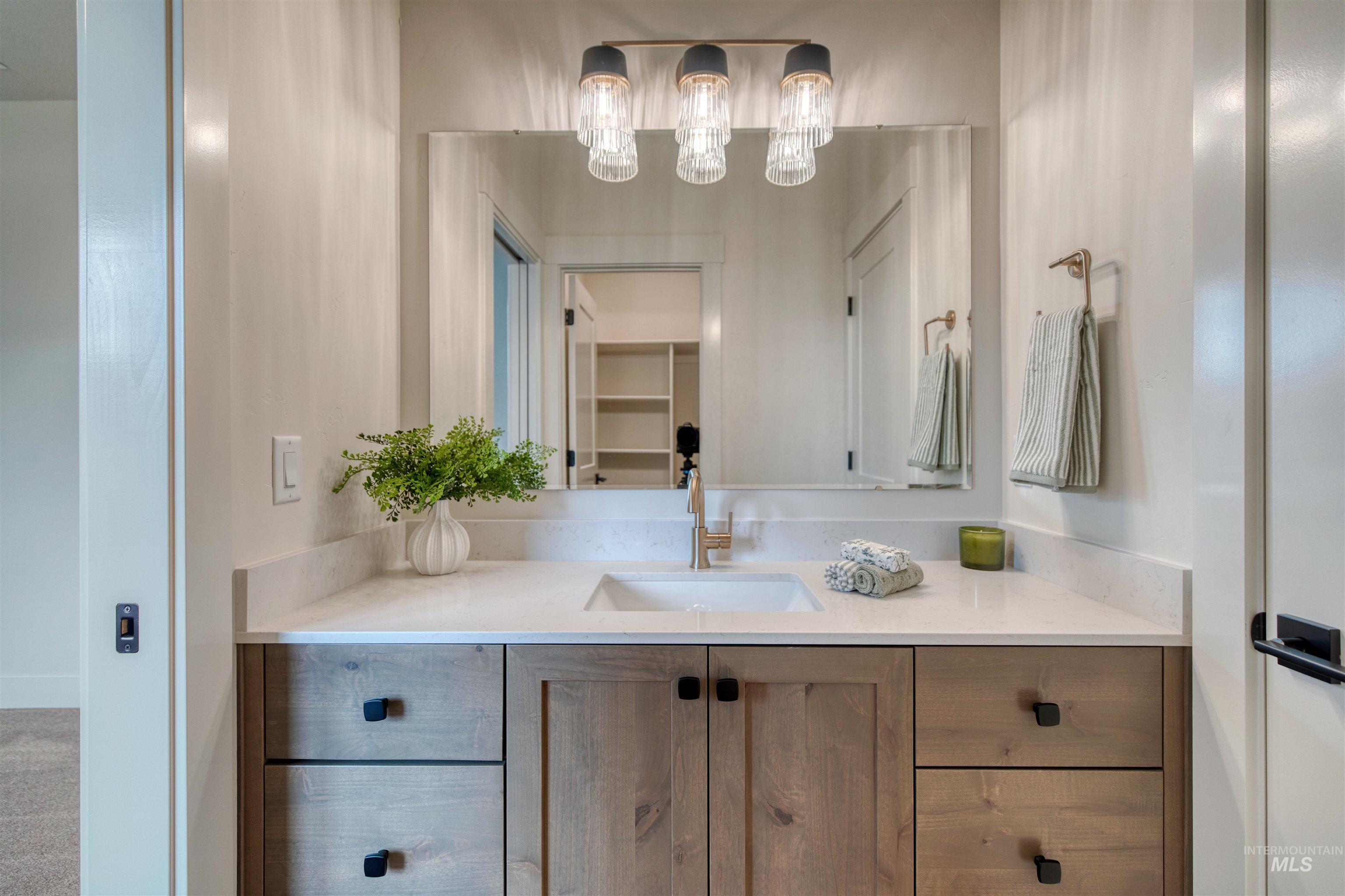 856 N Nolina Ave, Eagle, Idaho 83616, 3 Bedrooms, 2.5 Bathrooms, Residential For Sale, Price $994,900,MLS 98975382