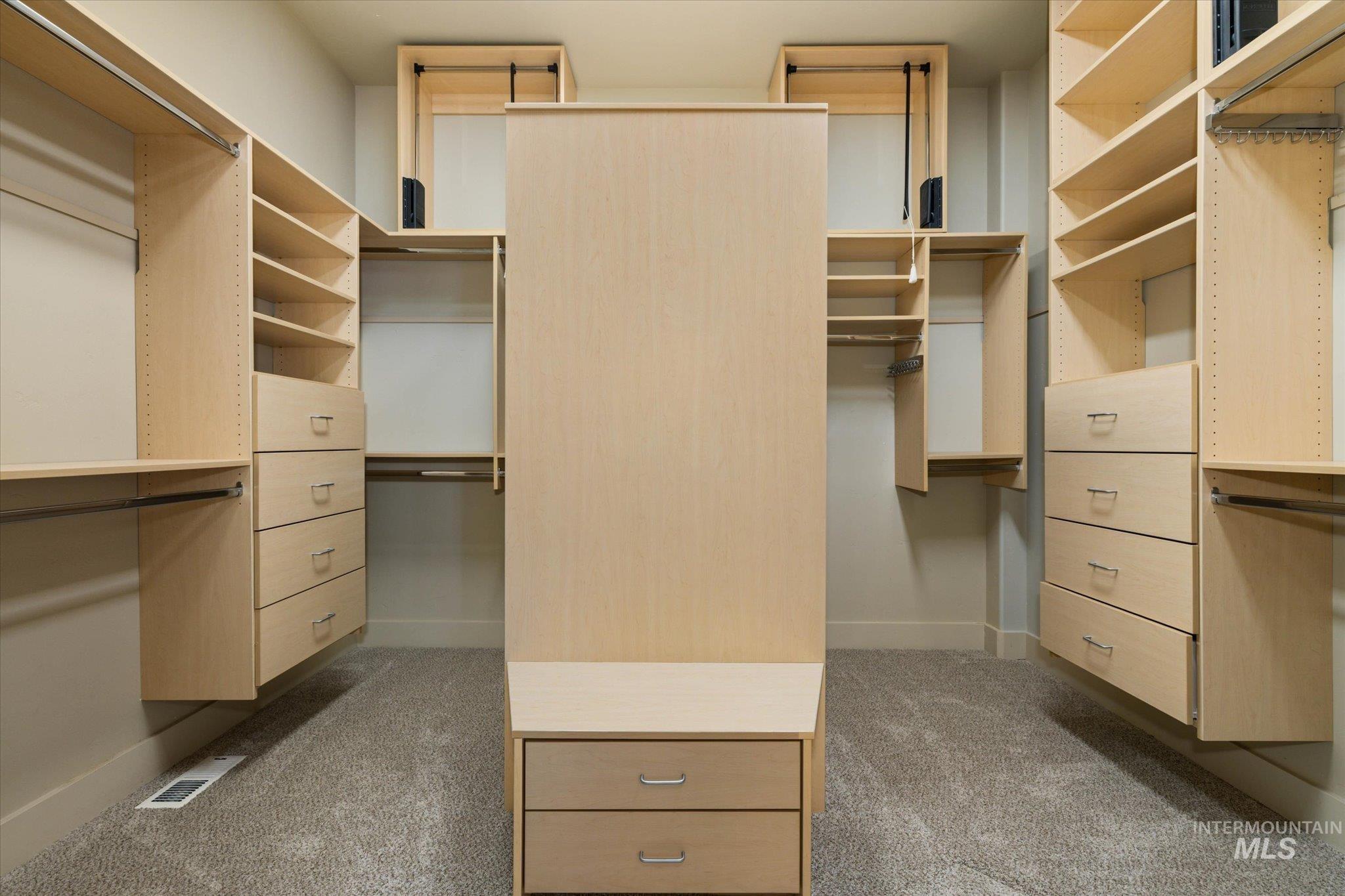 1400 N Razza Way, Eagle, Idaho 83616, 4 Bedrooms, 4 Bathrooms, Residential For Sale, Price $1,975,000,MLS 98975389