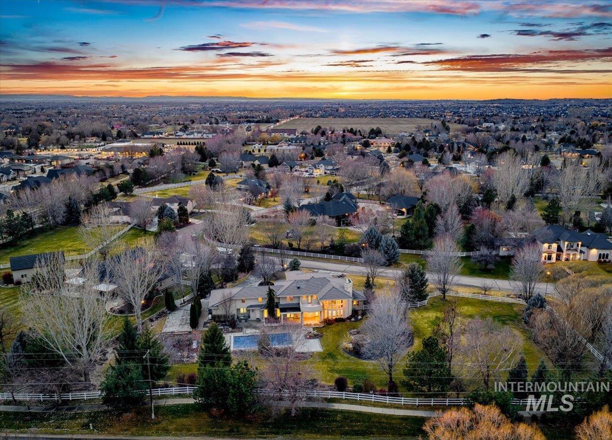 1400 N Razza Way, Eagle, Idaho 83616, 4 Bedrooms, 3 Bathrooms, Residential For Sale, Price $1,925,000,MLS 98975389