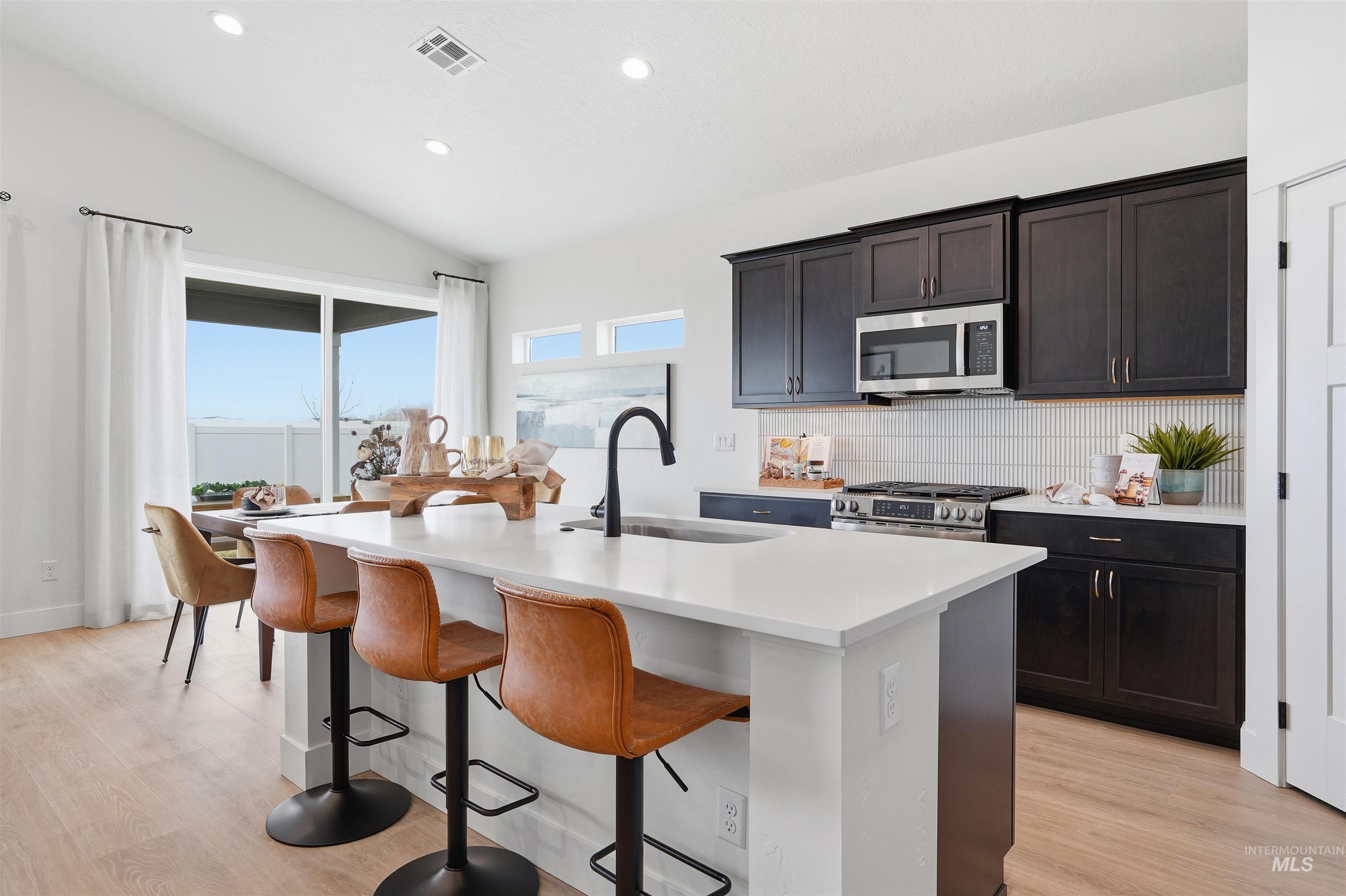 4416 Belethor Ave, Caldwell, Idaho 83605, 4 Bedrooms, 2 Bathrooms, Residential For Sale, Price $479,990,MLS 98975390