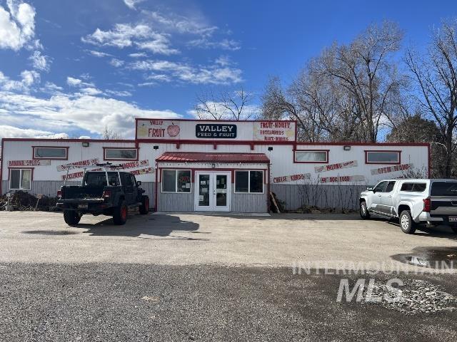 525 E 7th St, Weiser, Idaho 83672, Business/Commercial For Sale, Price $640,000,MLS 98975391