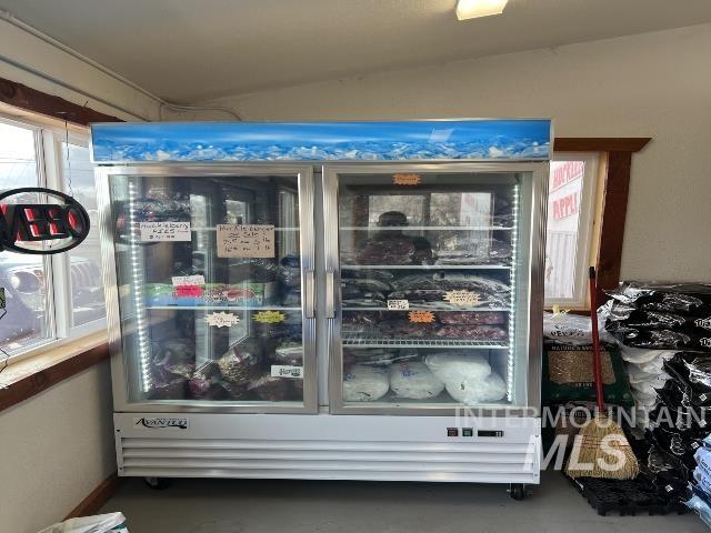 525 E 7th St, Weiser, Idaho 83672, Business/Commercial For Sale, Price $640,000,MLS 98975391