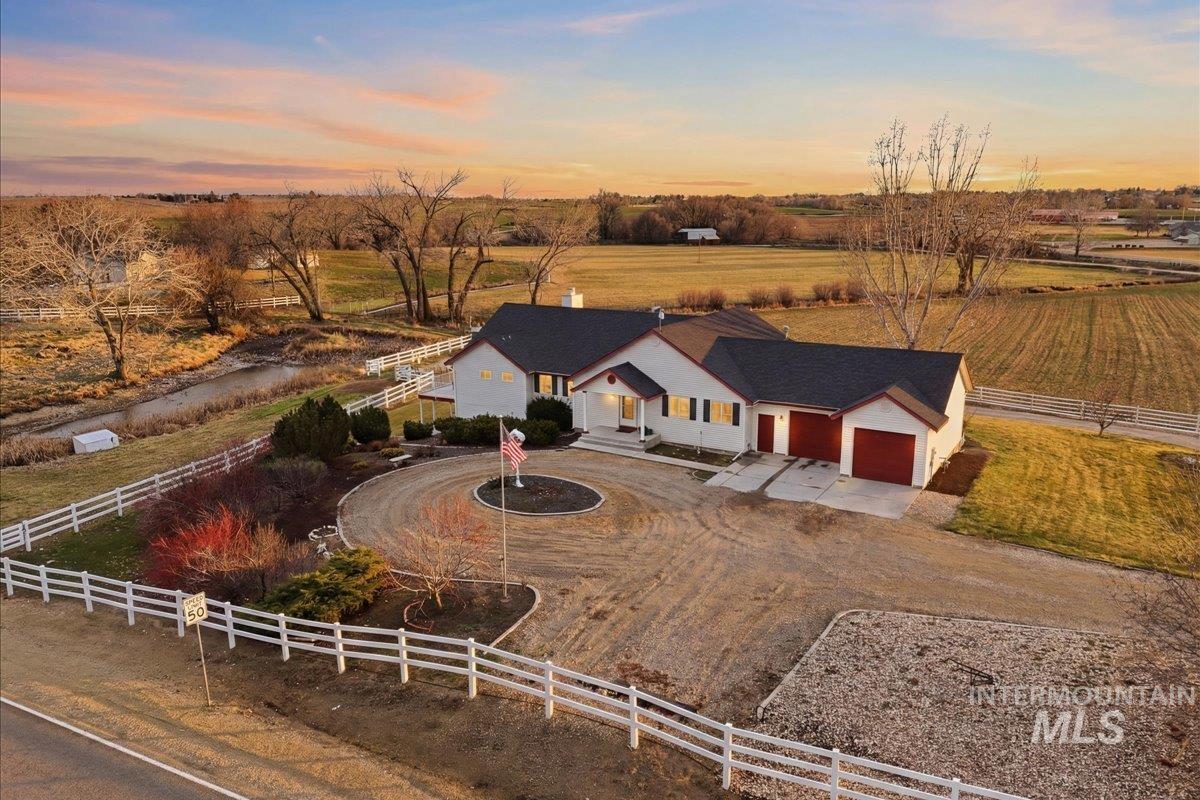 16921 Oasis Rd., Caldwell, Idaho 83607, 4 Bedrooms, 3.5 Bathrooms, Farm & Ranch For Sale, Price $1,400,000,MLS 98975396