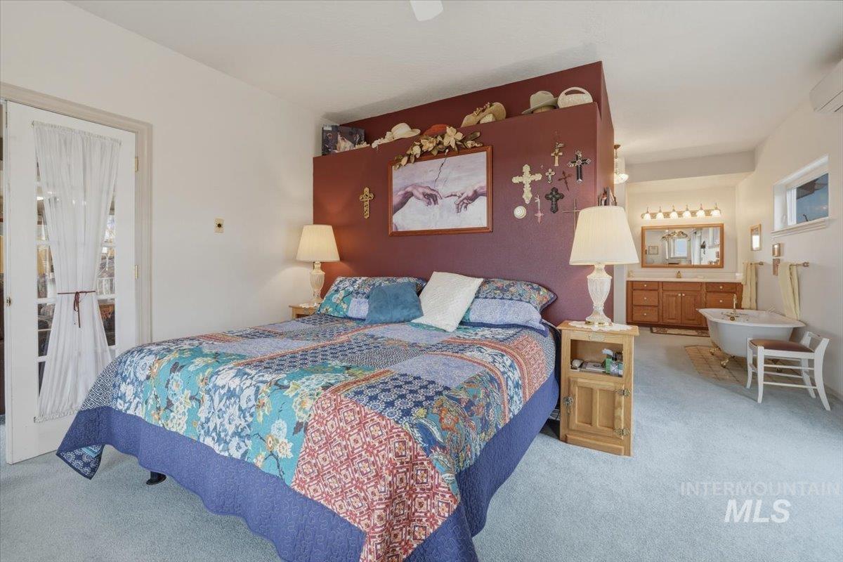 16921 Oasis Rd., Caldwell, Idaho 83607, 4 Bedrooms, 3.5 Bathrooms, Farm & Ranch For Sale, Price $1,400,000,MLS 98975396