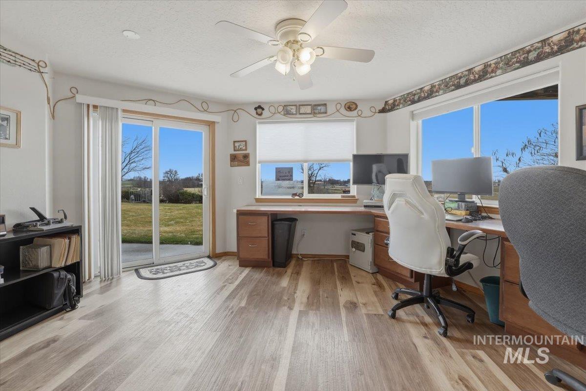 16921 Oasis Rd., Caldwell, Idaho 83607, 4 Bedrooms, 3.5 Bathrooms, Farm & Ranch For Sale, Price $1,400,000,MLS 98975396