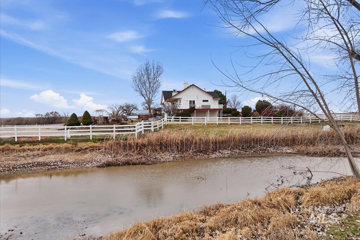 16921 Oasis Rd., Caldwell, Idaho 83607, 4 Bedrooms, 3.5 Bathrooms, Farm & Ranch For Sale, Price $1,400,000,MLS 98975396