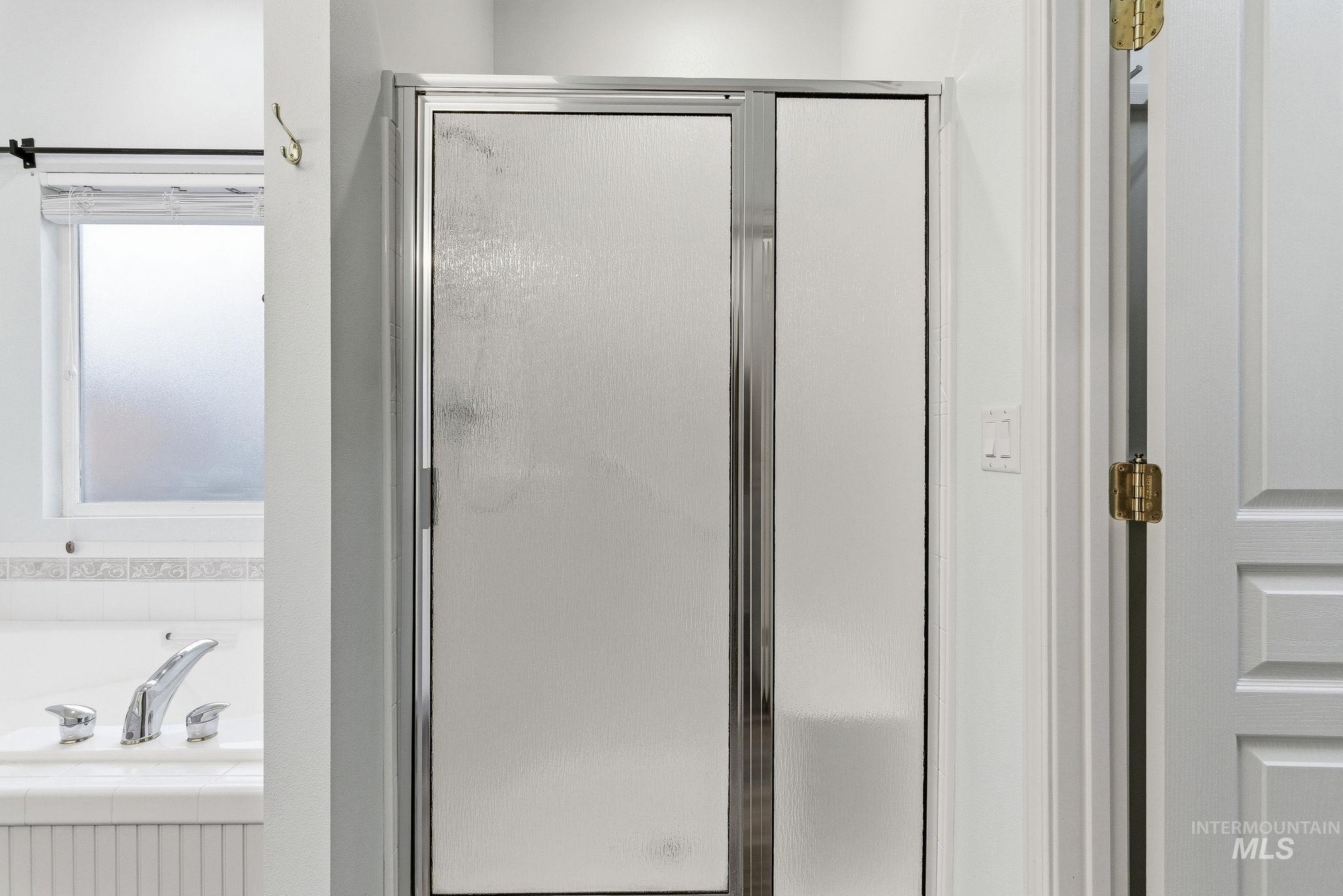 4948 N. Troon Way, Boise, Idaho 83713, 3 Bedrooms, 2 Bathrooms, Residential For Sale, Price $535,000,MLS 98975397