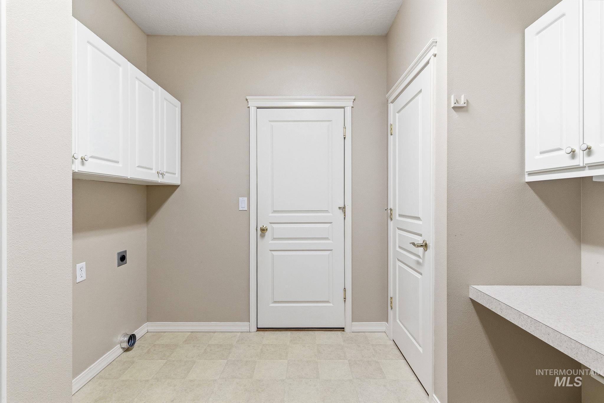 4948 N. Troon Way, Boise, Idaho 83713, 3 Bedrooms, 2 Bathrooms, Residential For Sale, Price $535,000,MLS 98975397