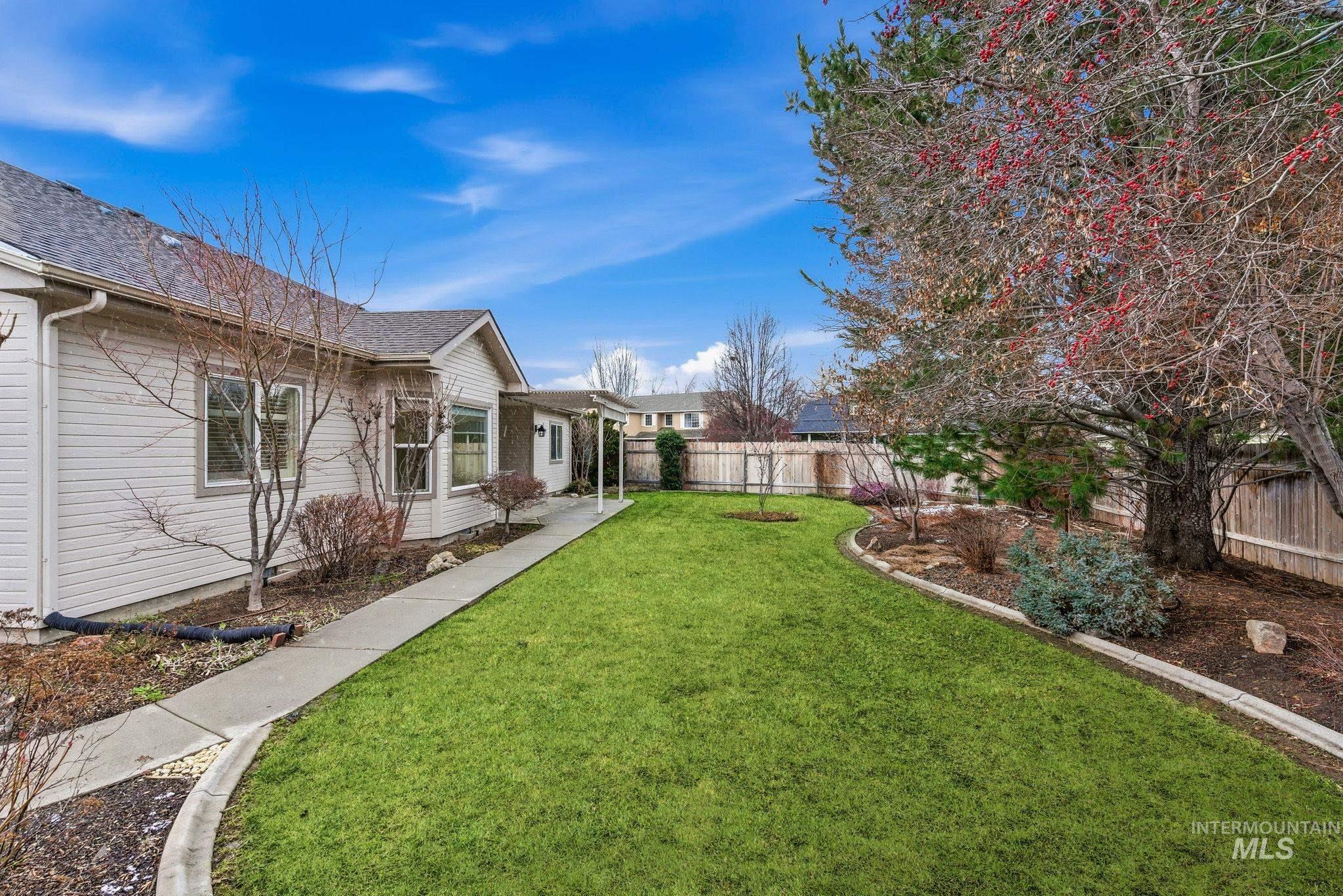 4948 N. Troon Way, Boise, Idaho 83713, 3 Bedrooms, 2 Bathrooms, Residential For Sale, Price $535,000,MLS 98975397