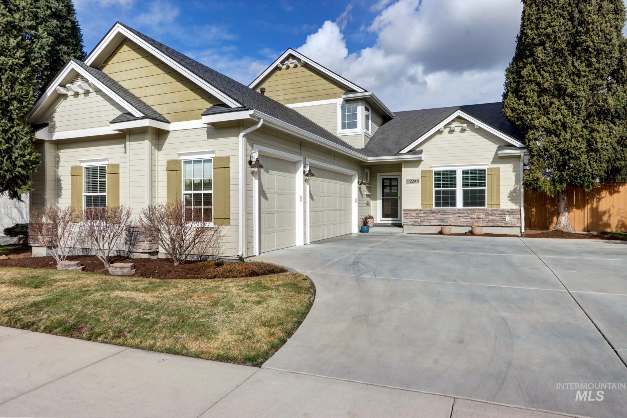 2244 E Greiner St, Meridian, Idaho 83642, 3 Bedrooms, 2.5 Bathrooms, Residential For Sale, Price $589,900, 98975398