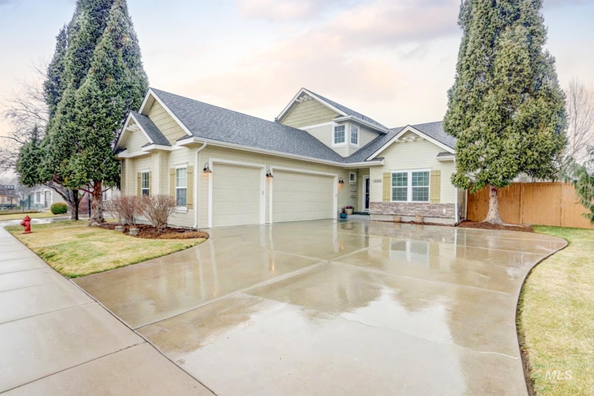 2244 E Greiner St, Meridian, Idaho 83642, 3 Bedrooms, 2.5 Bathrooms, Residential For Sale, Price $589,900,MLS 98975398