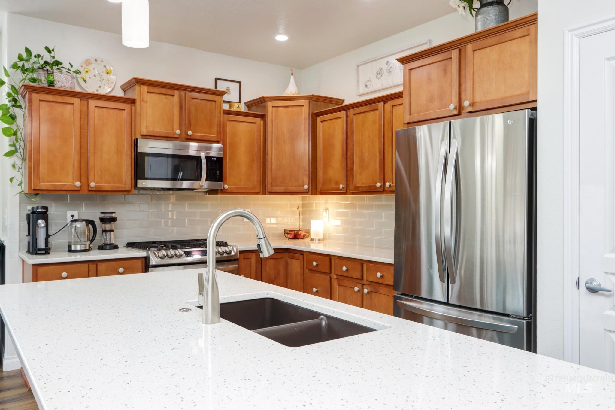 2244 E Greiner St, Meridian, Idaho 83642, 3 Bedrooms, 2.5 Bathrooms, Residential For Sale, Price $589,900,MLS 98975398