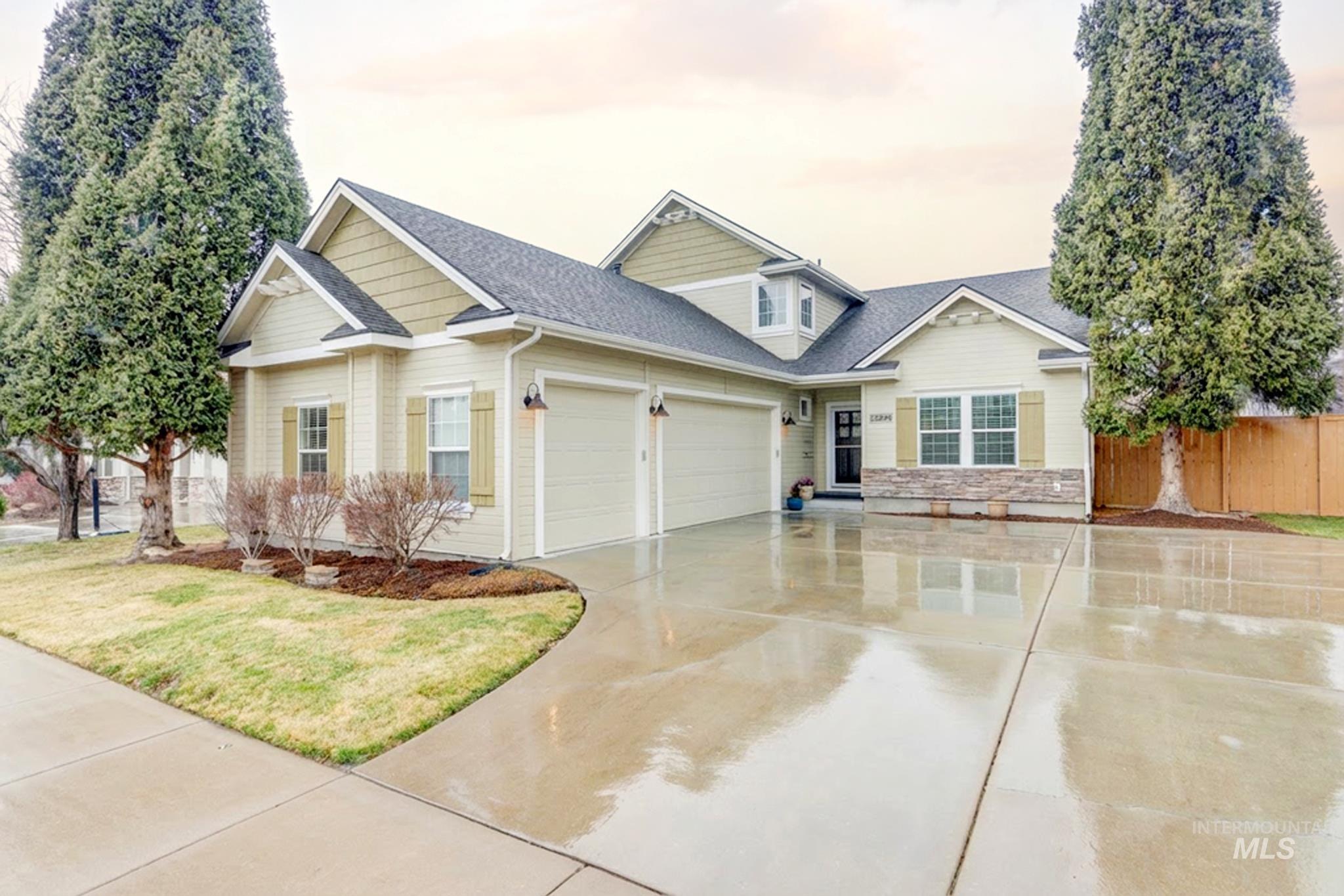 2244 E Greiner St, Meridian, Idaho 83642, 3 Bedrooms, 2.5 Bathrooms, Residential For Sale, Price $589,900,MLS 98975398