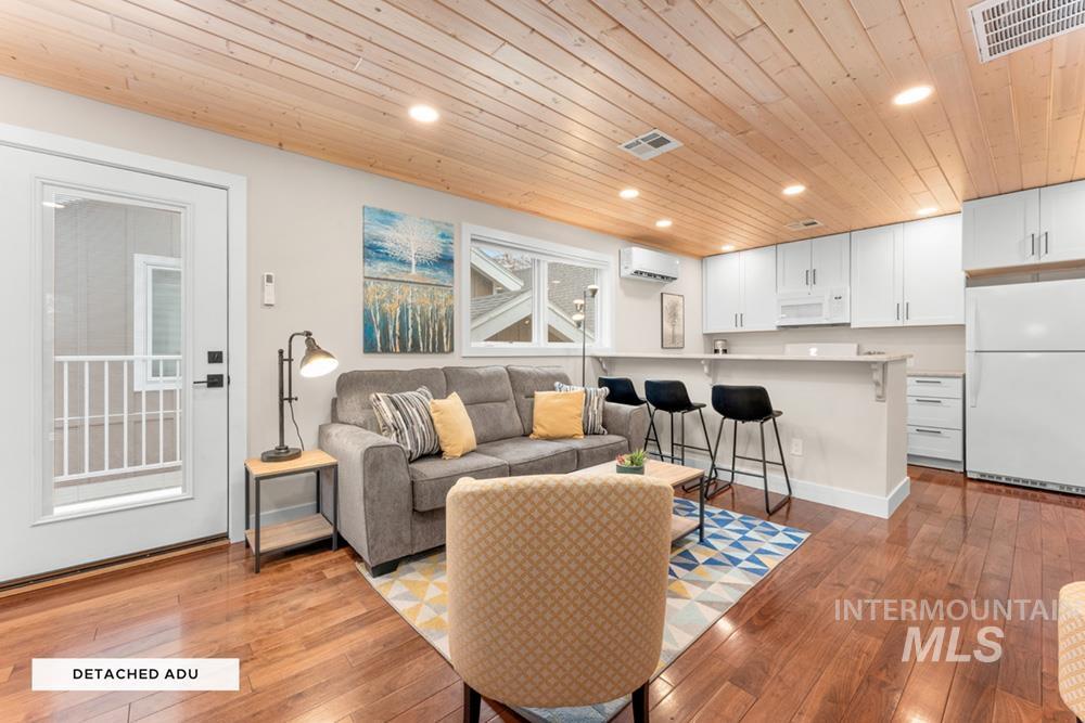 1436 & 1434 S Euclid Ave, Boise, Idaho 83706, 3 Bedrooms, 3.5 Bathrooms, Residential Income For Sale, Price $1,250,000,MLS 98975400