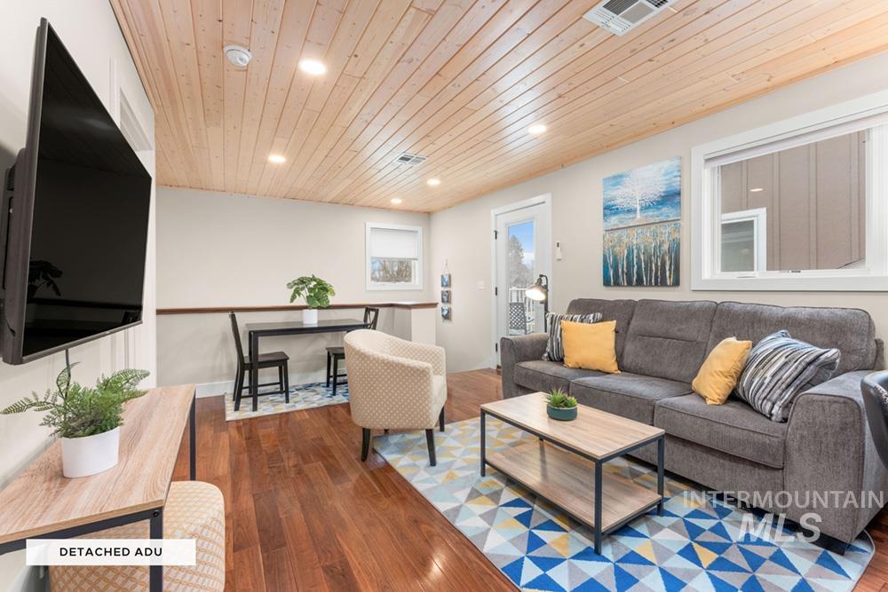 1436 & 1434 S Euclid Ave, Boise, Idaho 83706, 3 Bedrooms, 3.5 Bathrooms, Residential Income For Sale, Price $1,250,000,MLS 98975400