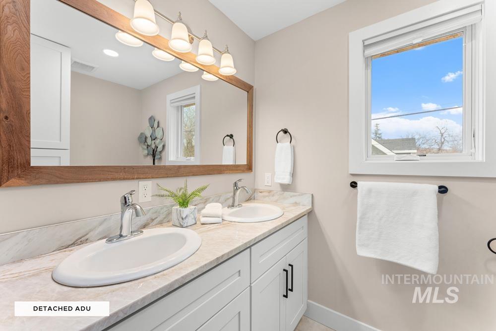 1436 & 1434 S Euclid Ave, Boise, Idaho 83706, 3 Bedrooms, 3.5 Bathrooms, Residential Income For Sale, Price $1,250,000,MLS 98975400