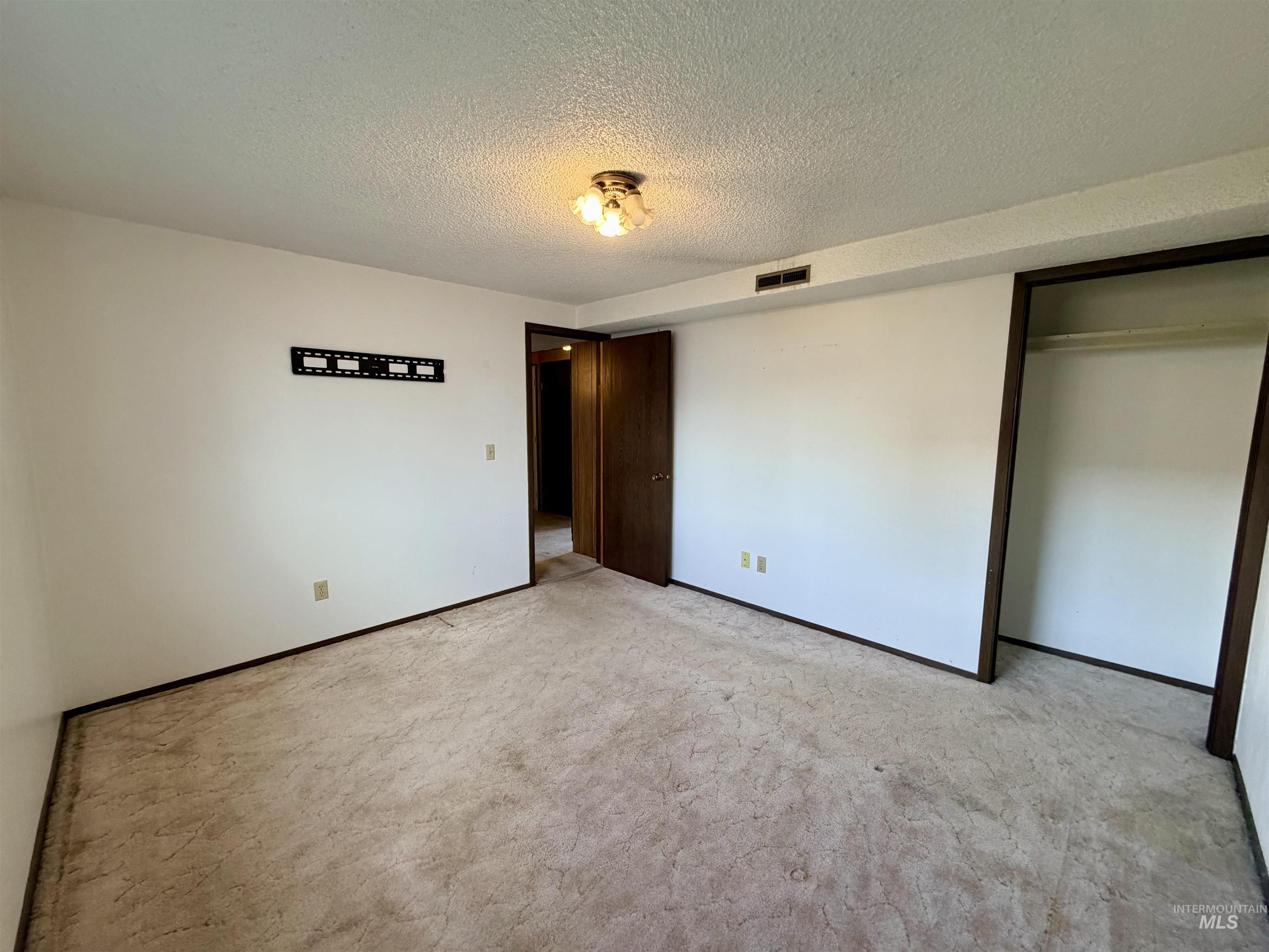 407 Linden Dr, Lewiston, Idaho 83501, 4 Bedrooms, 2 Bathrooms, Residential For Sale, Price $425,000,MLS 98975404