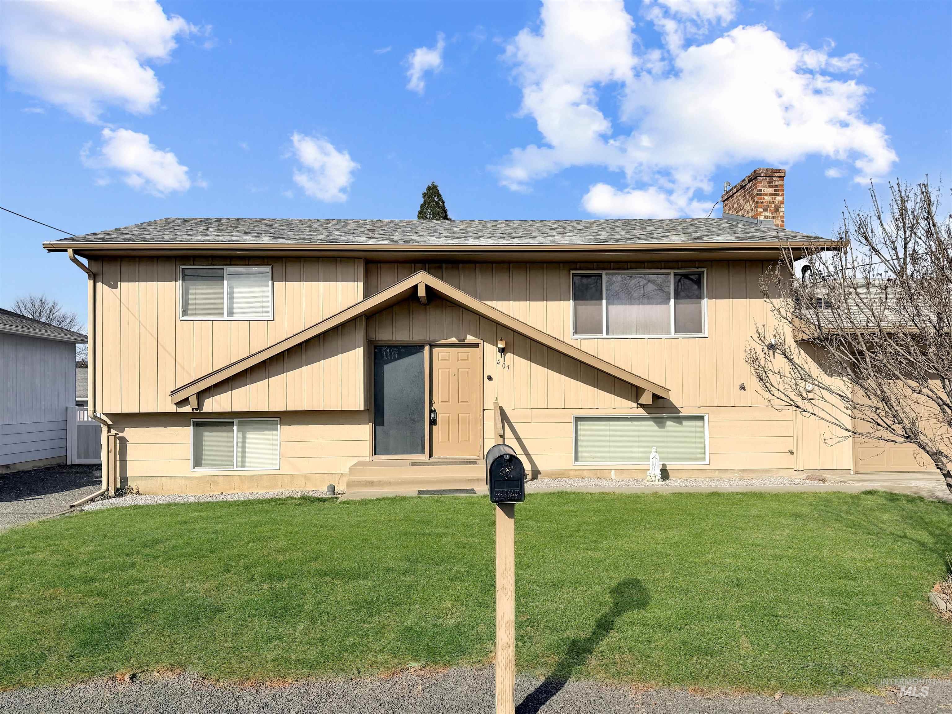 407 Linden Dr, Lewiston, Idaho 83501, 4 Bedrooms, 2 Bathrooms, Residential For Sale, Price $425,000,MLS 98975404