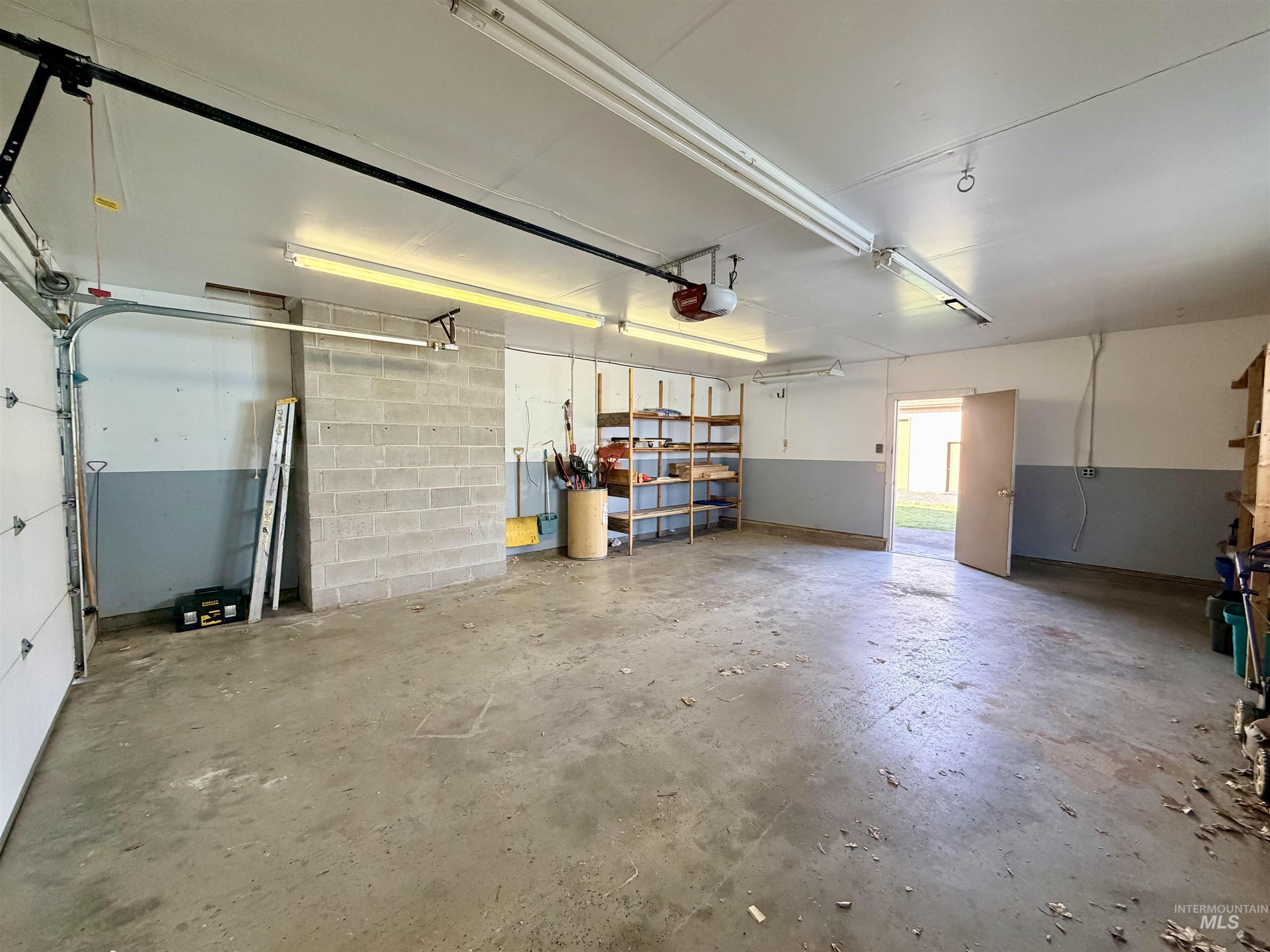 407 Linden Dr, Lewiston, Idaho 83501, 4 Bedrooms, 2 Bathrooms, Residential For Sale, Price $425,000,MLS 98975404