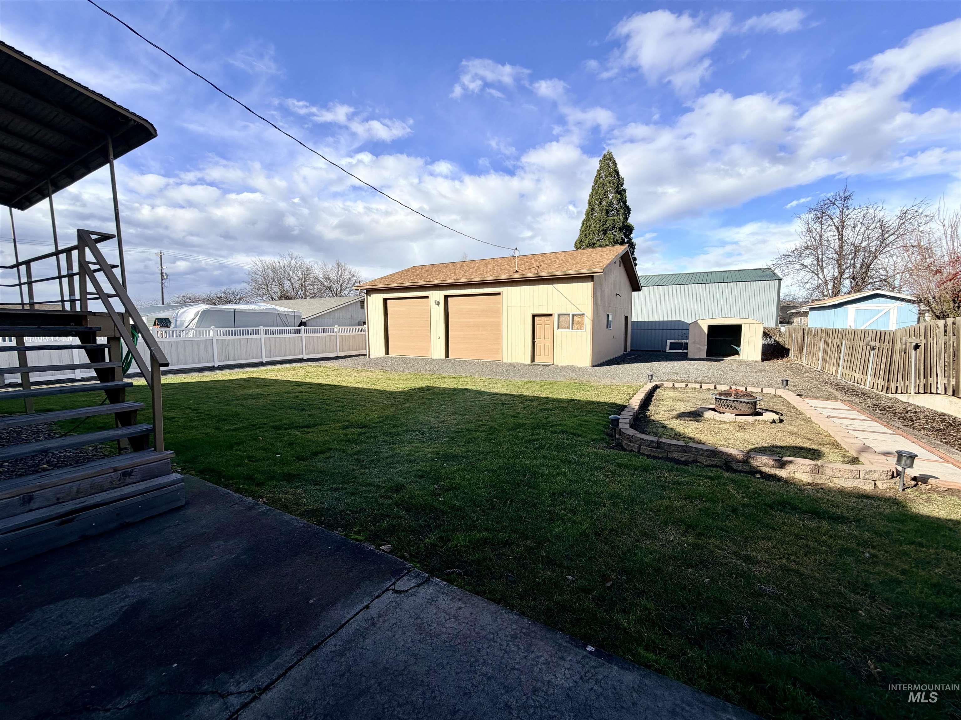 407 Linden Dr, Lewiston, Idaho 83501, 4 Bedrooms, 2 Bathrooms, Residential For Sale, Price $425,000,MLS 98975404