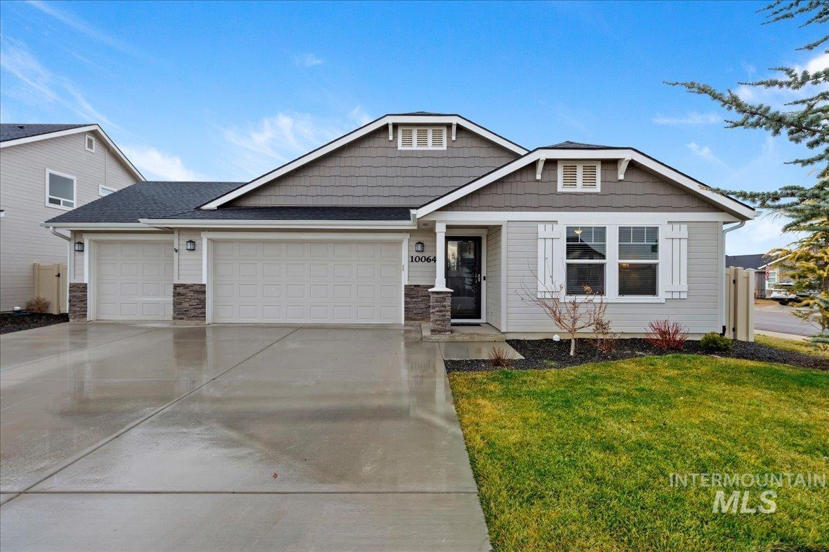 10064 W Gladiola St, Star, Idaho 83669, 3 Bedrooms, 2 Bathrooms, Residential For Sale, Price $499,900, 98975405