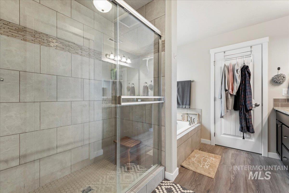 10064 W Gladiola St, Star, Idaho 83669, 3 Bedrooms, 2 Bathrooms, Residential For Sale, Price $499,900, 98975405