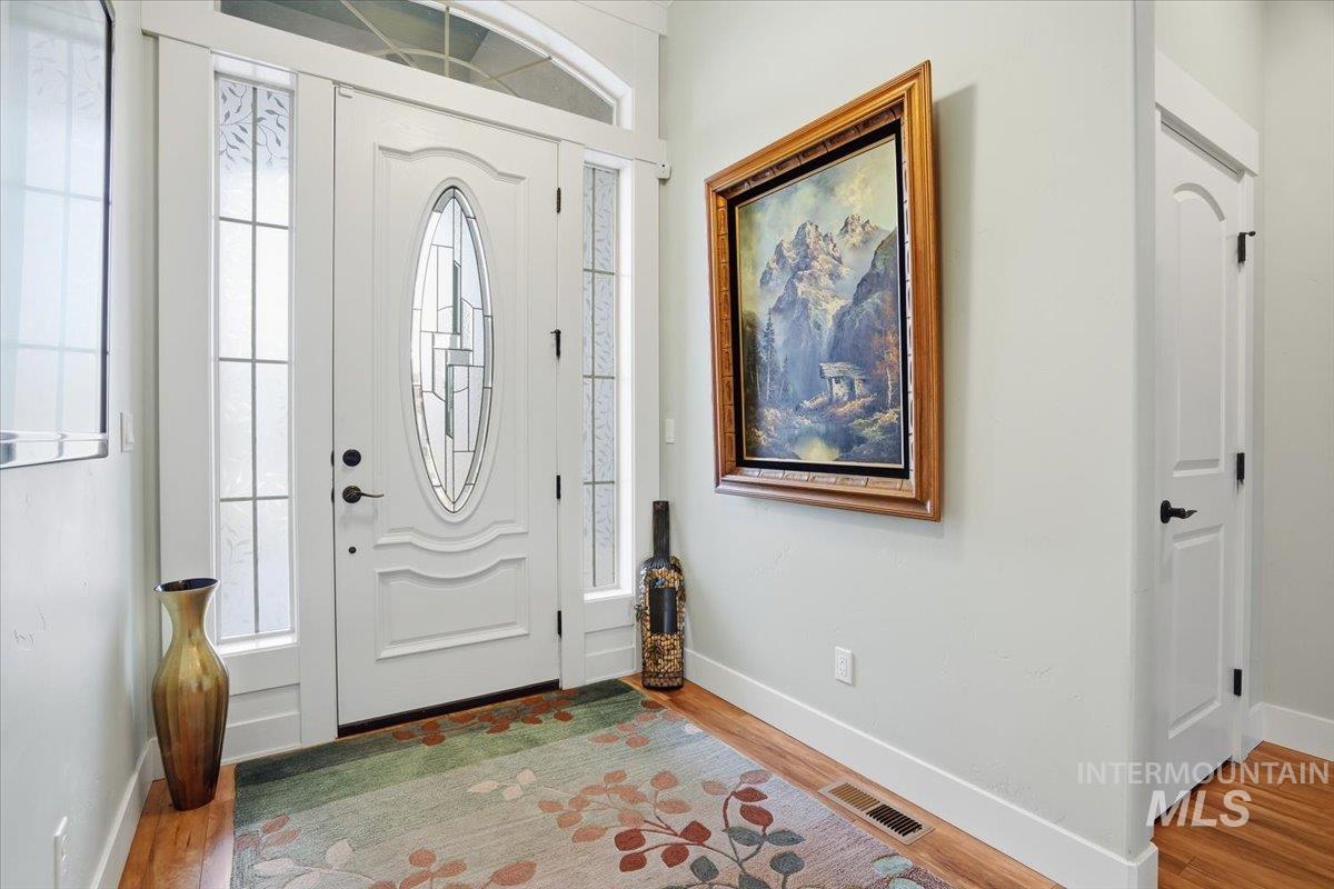 11887 W Pinewood River Lane, Star, Idaho 83669, 3 Bedrooms, 2.5 Bathrooms, Residential For Sale, Price $1,200,000, 98975406