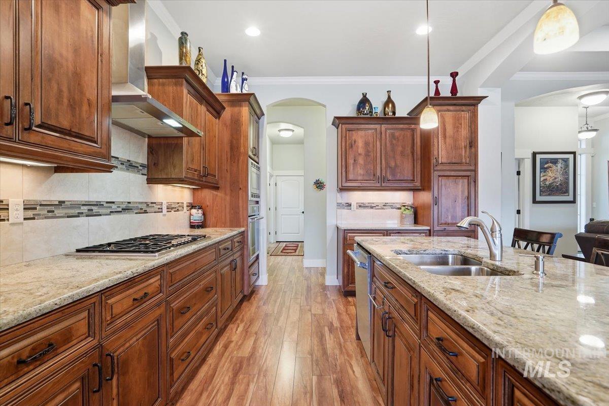 11887 W Pinewood River Lane, Star, Idaho 83669, 4 Bedrooms, 2.5 Bathrooms, Residential For Sale, Price $1,150,000, 98975406