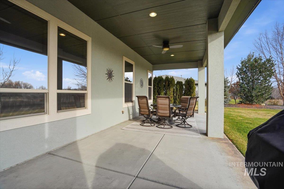 11887 W Pinewood River Lane, Star, Idaho 83669, 4 Bedrooms, 2.5 Bathrooms, Residential For Sale, Price $1,150,000, 98975406