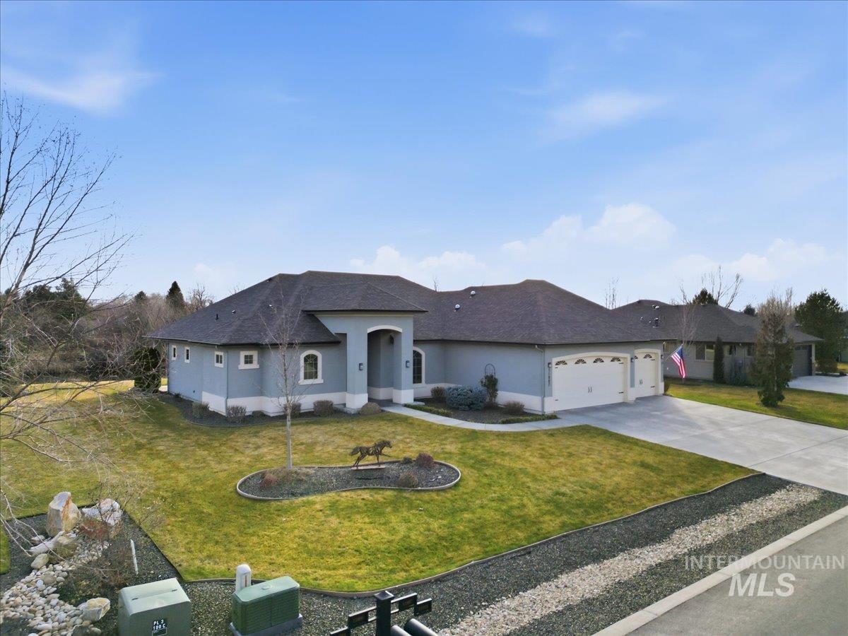 11887 W Pinewood River Lane, Star, Idaho 83669, 4 Bedrooms, 2.5 Bathrooms, Residential For Sale, Price $1,150,000, 98975406