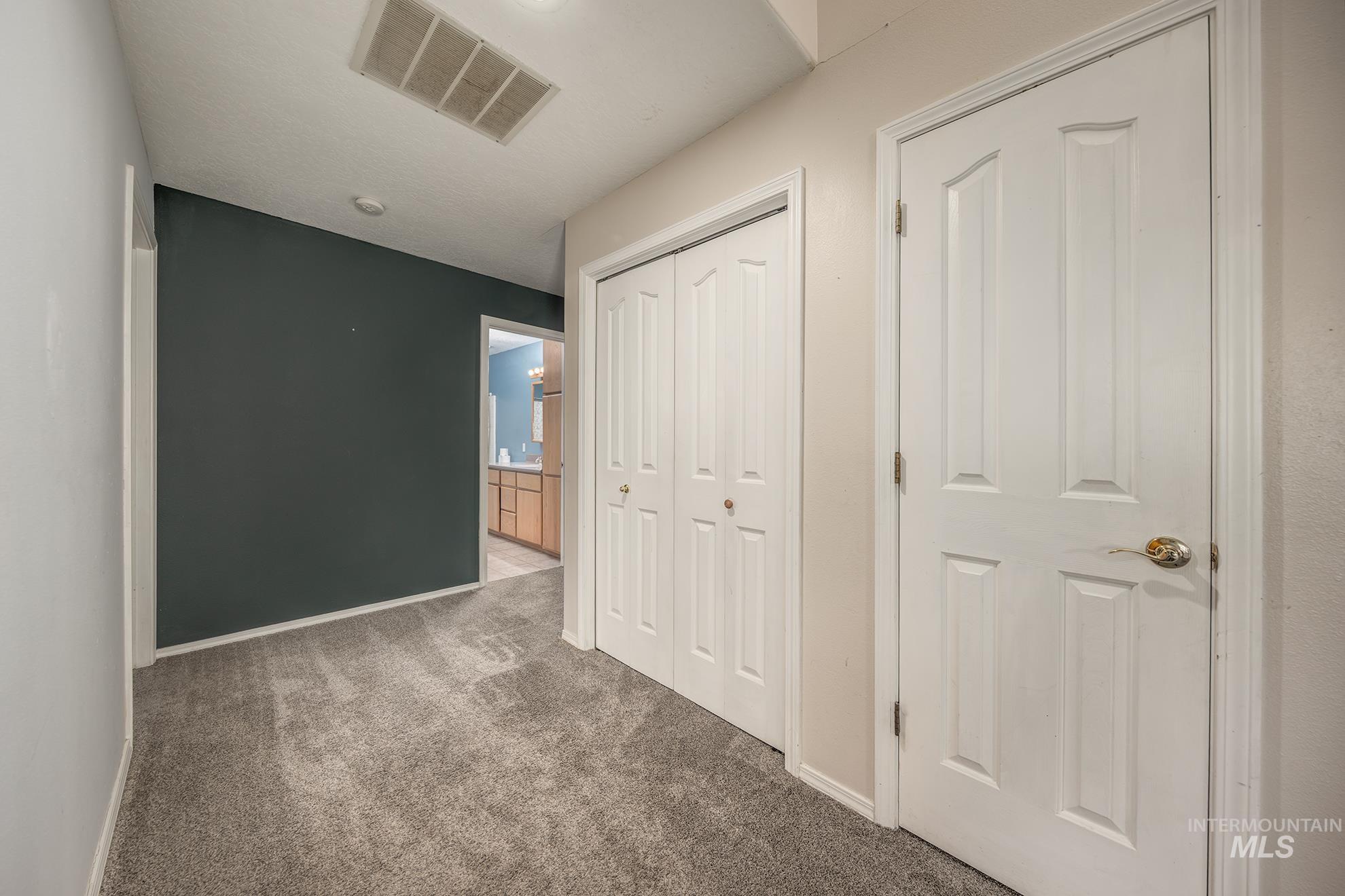 1200 Hoffman Dr, Vale, Oregon 97918, 6 Bedrooms, 3 Bathrooms, Residential For Sale, Price $499,000,MLS 98975407