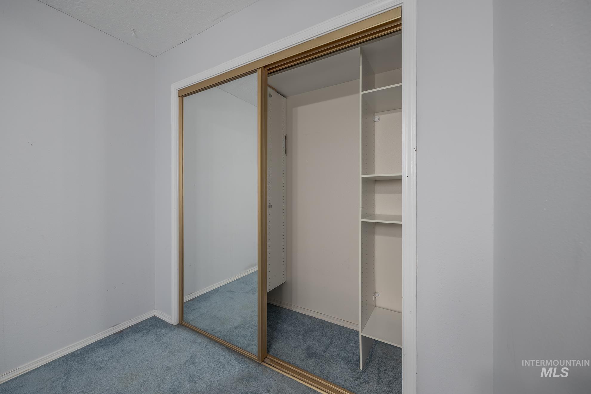 1200 Hoffman Dr, Vale, Oregon 97918, 6 Bedrooms, 3 Bathrooms, Residential For Sale, Price $525,000, 98975407