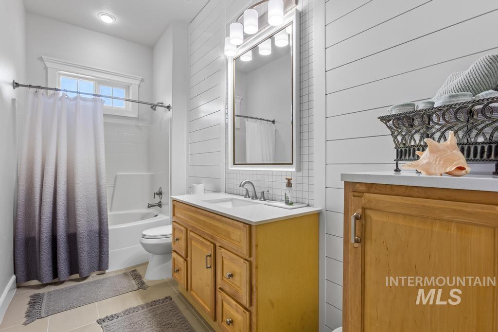 28279 Pearl Rd, Parma, Idaho 83660, 4 Bedrooms, 4 Bathrooms, Residential For Sale, Price $898,000,MLS 98975408