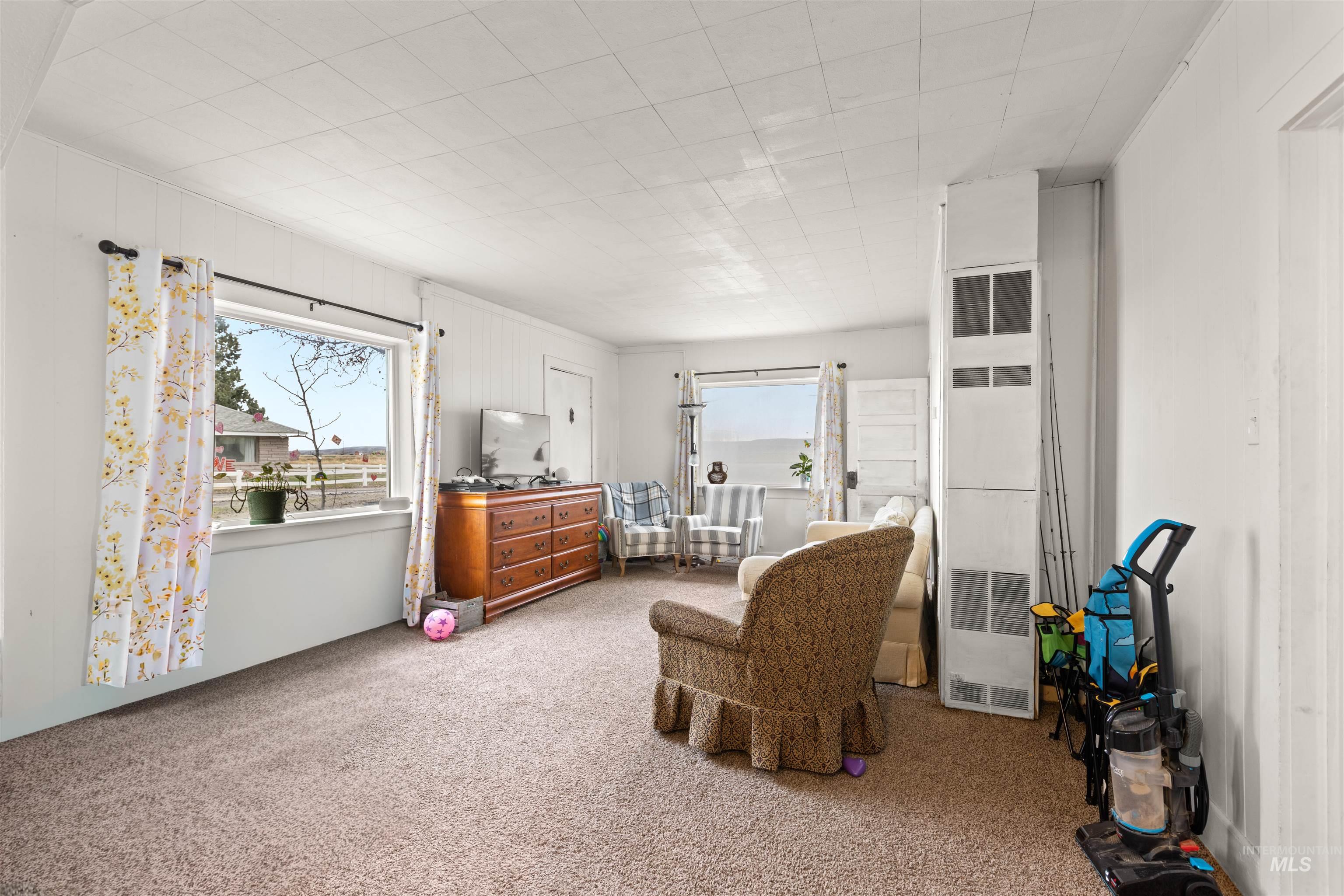 4777 W Black Canyon, Emmett, Idaho 83617, 8 Bedrooms, 5 Bathrooms, Farm & Ranch For Sale, Price $1,900,000,MLS 98975410